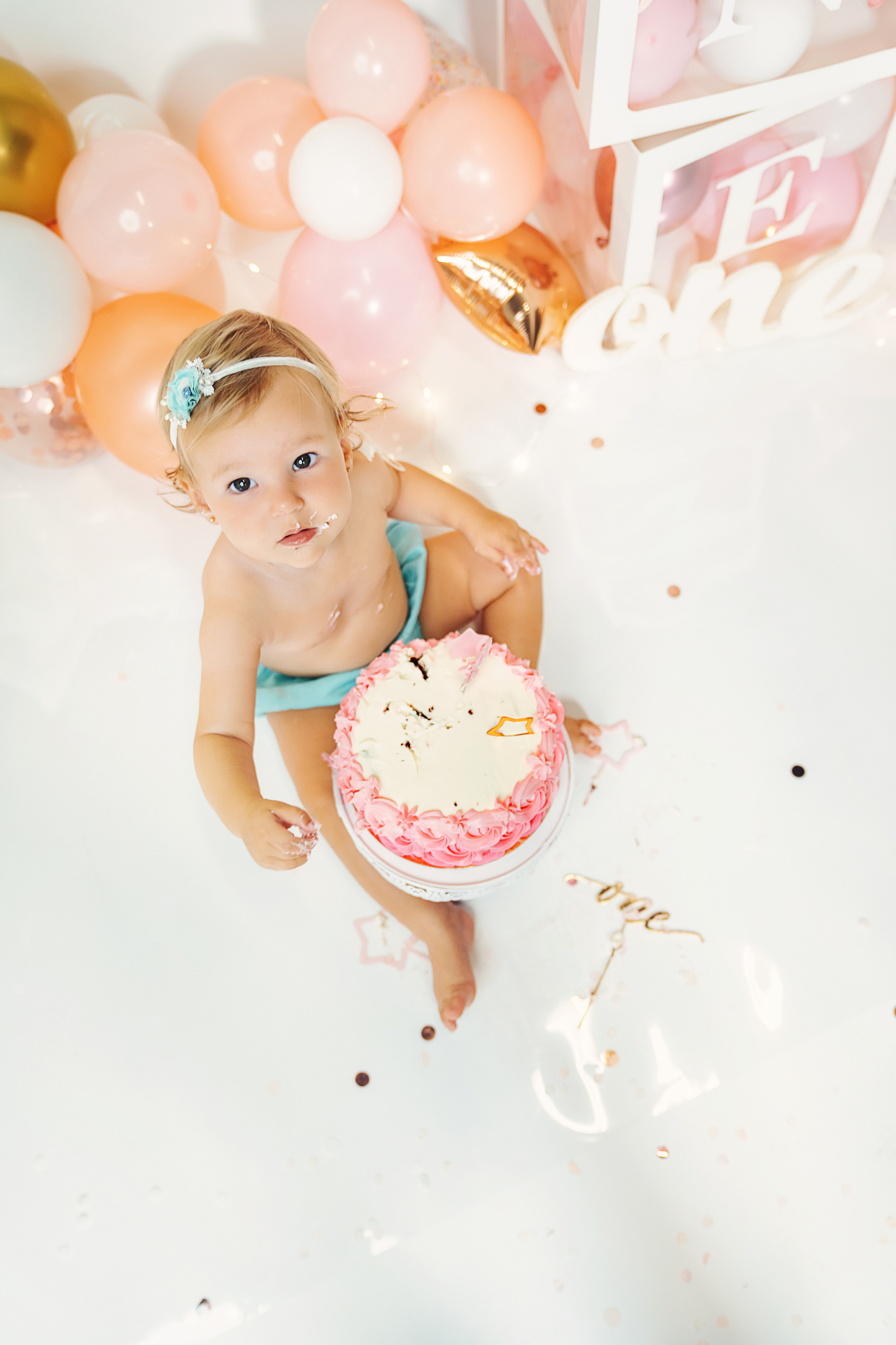 Cake smash. Fotografía profesional en Tenerife Tania Bonnet