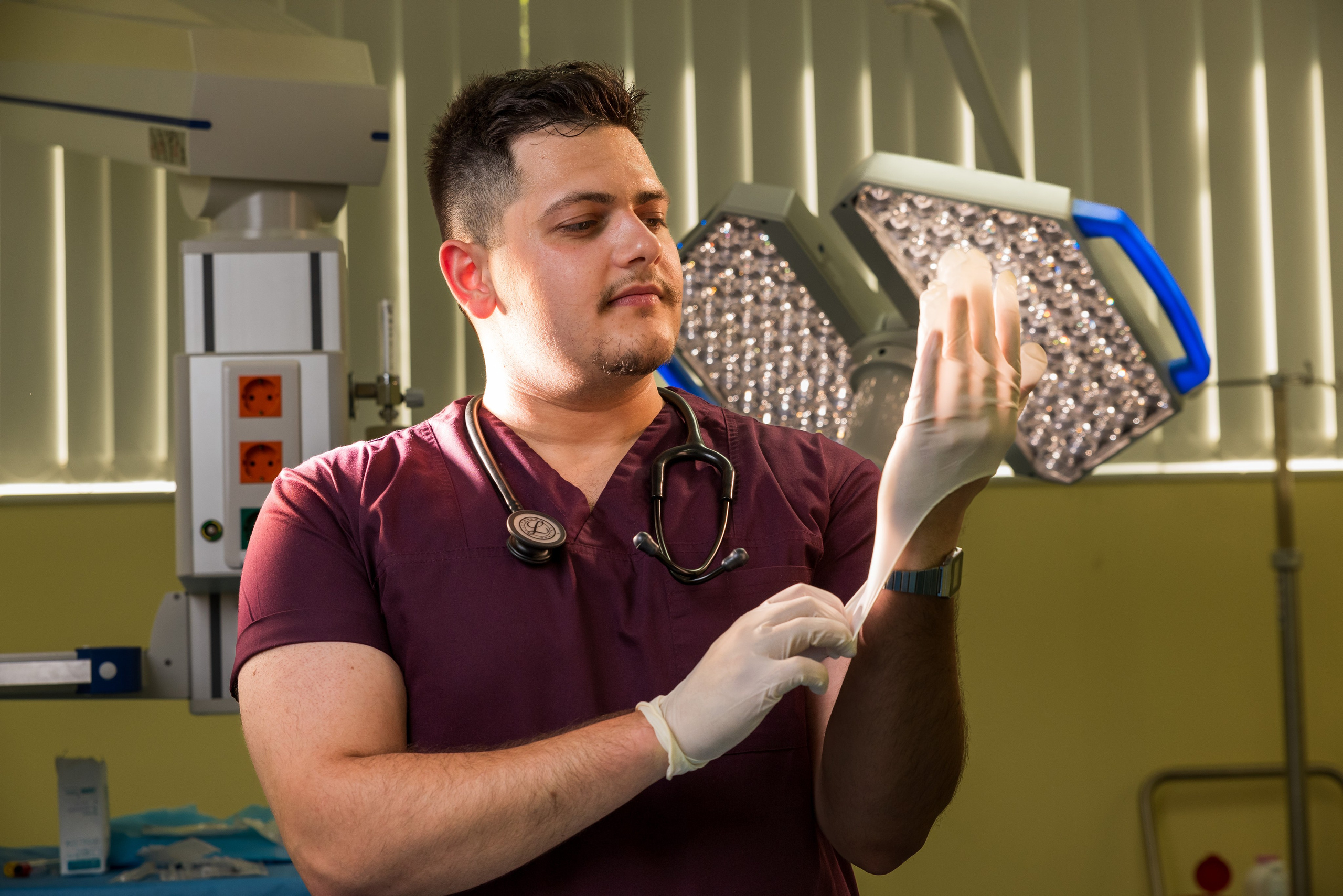 Corporate photographer, business photo session, corporate photographer price, Professional Services for Business Events, Business portraits, photos for events organized by companies, product photography, Bucharest business photos, Bucharest professional photos, Professional portrait photos