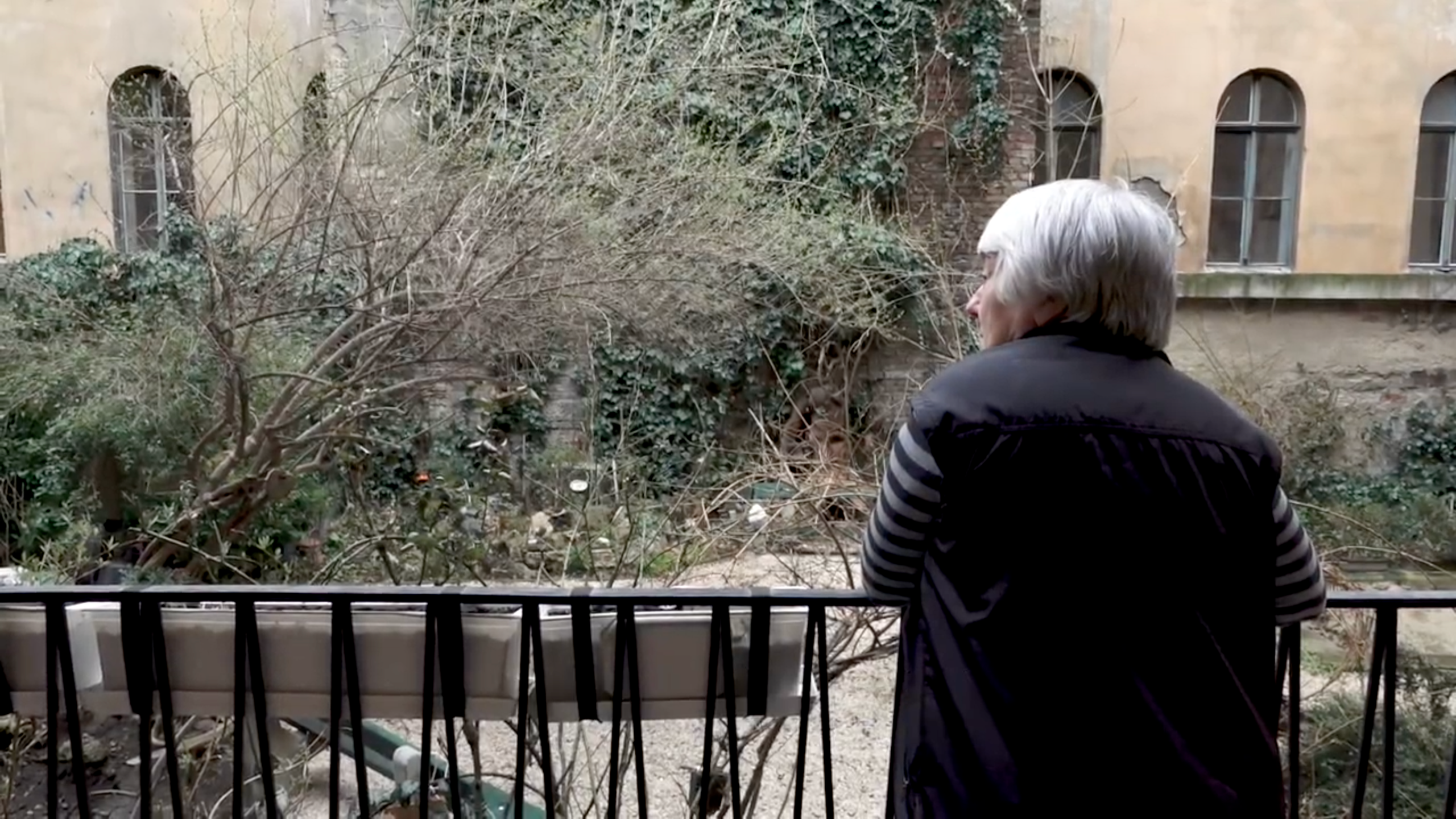 Anyák. Mayya Kelova artist