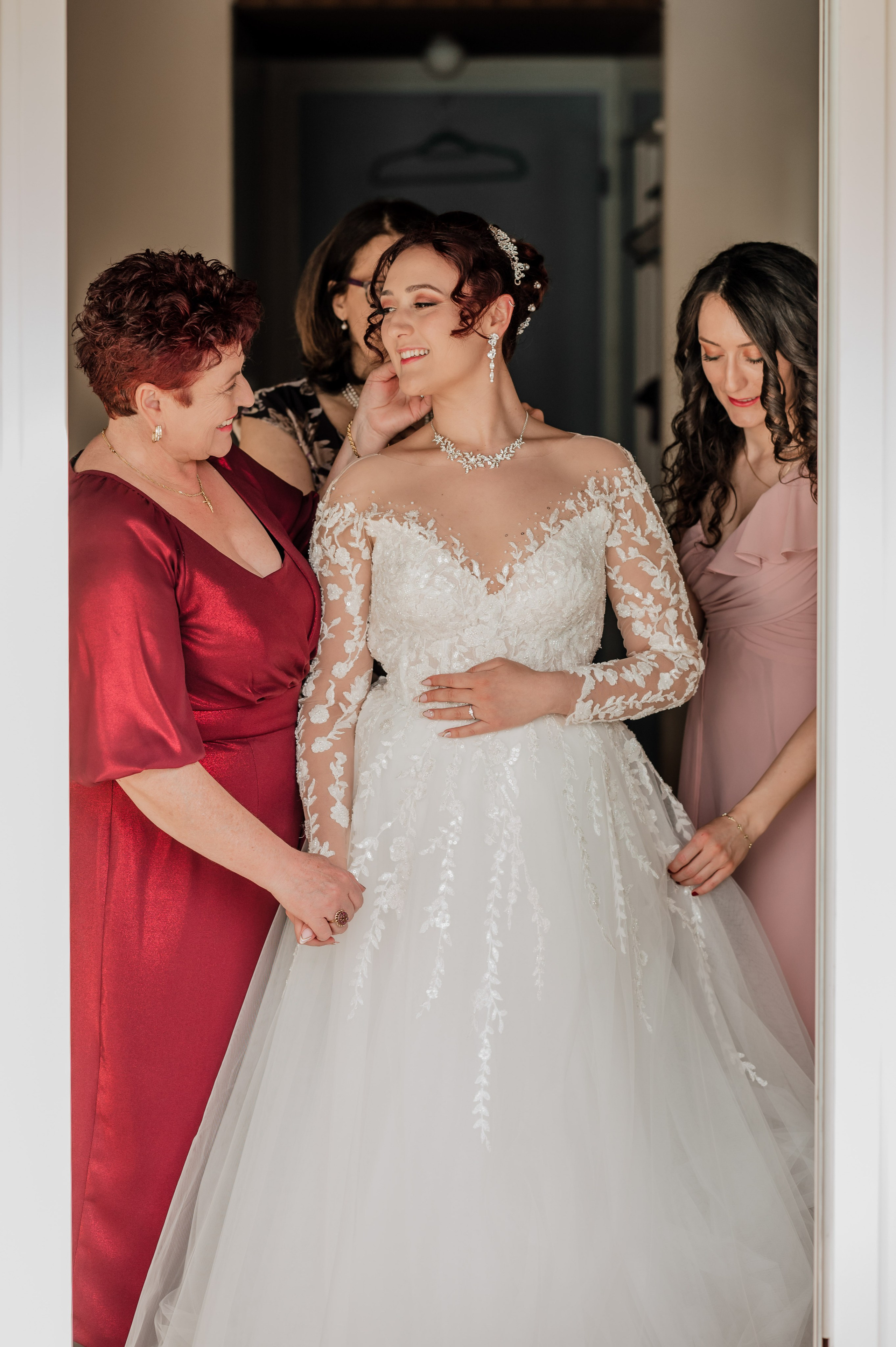 Hochzeit in Bern – Ella & Adrian. Authentische, emotionale, zeitlose Hochzeitsfotografie aus Albstadt