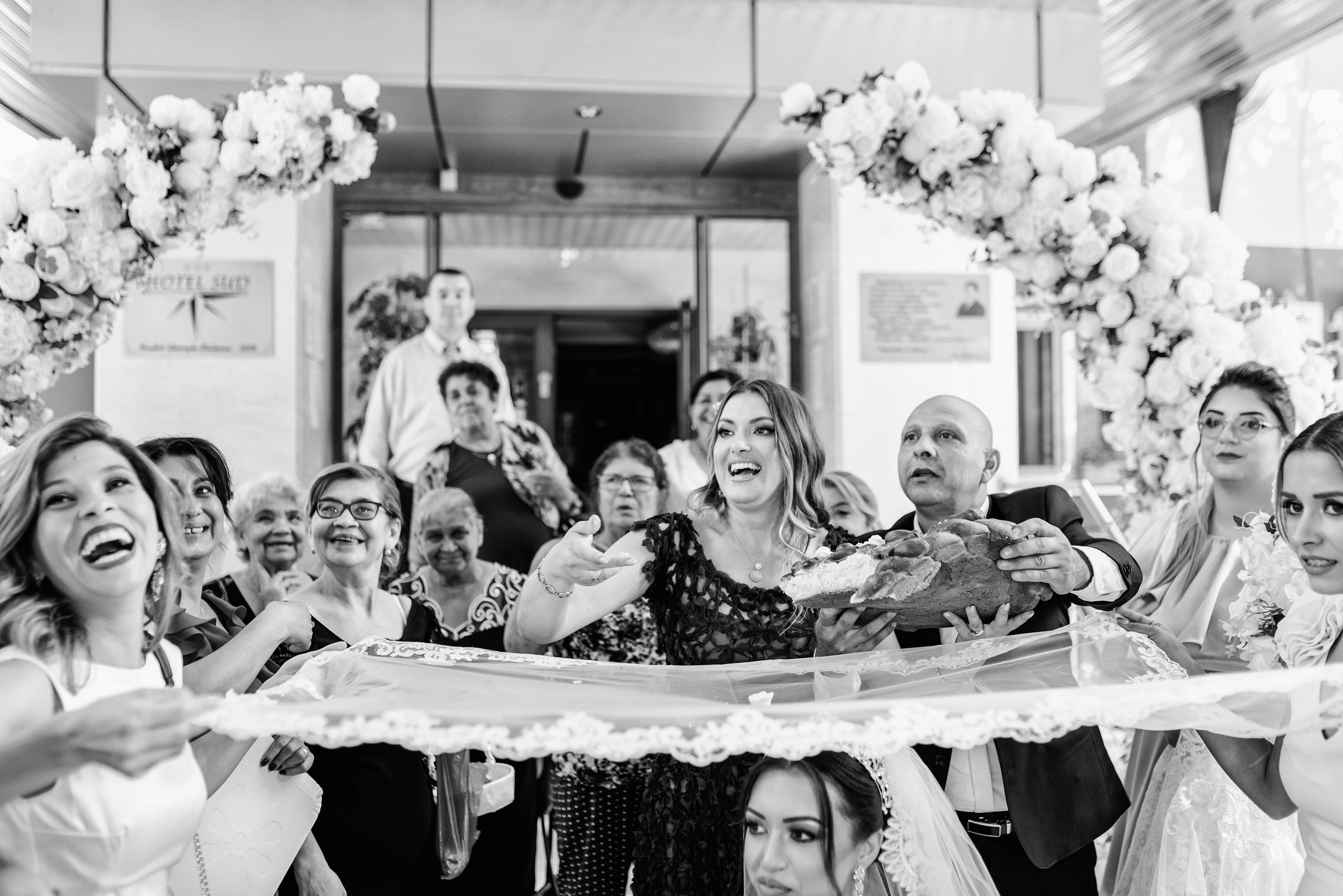 Roxana & Iulian. Acasă