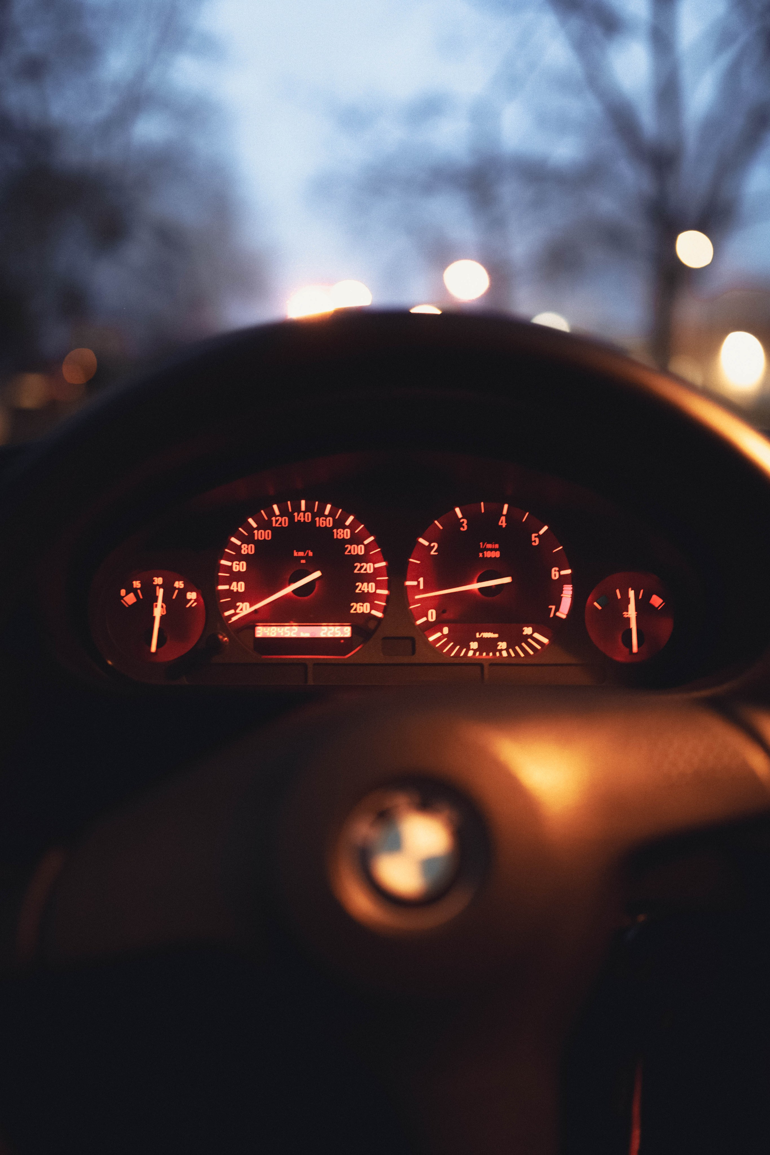 BMW e36 ll. Zhukov studio