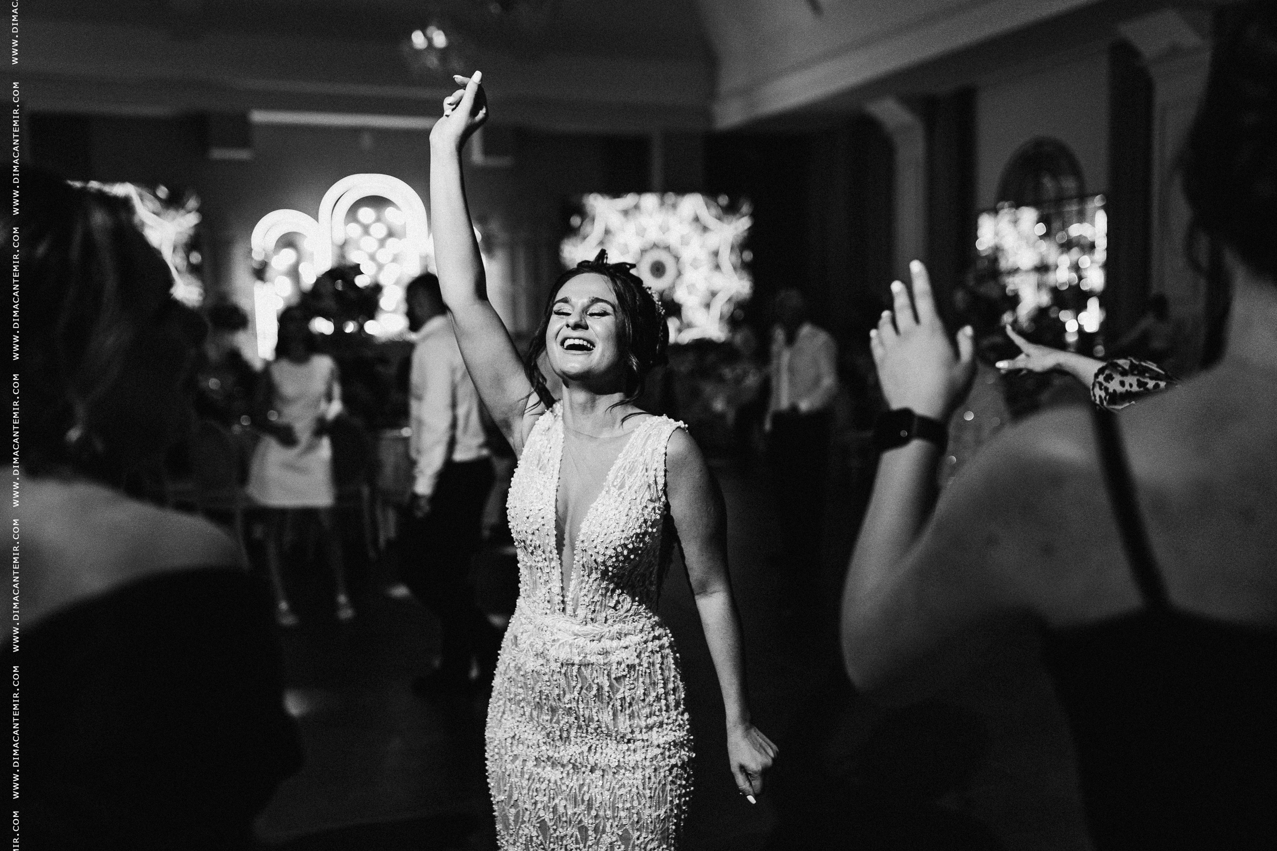 VICTOR + OLGA | Capitoles Park. Fotograf de nuntă în Chisinau, Moldova. Poze și Video Comerciale