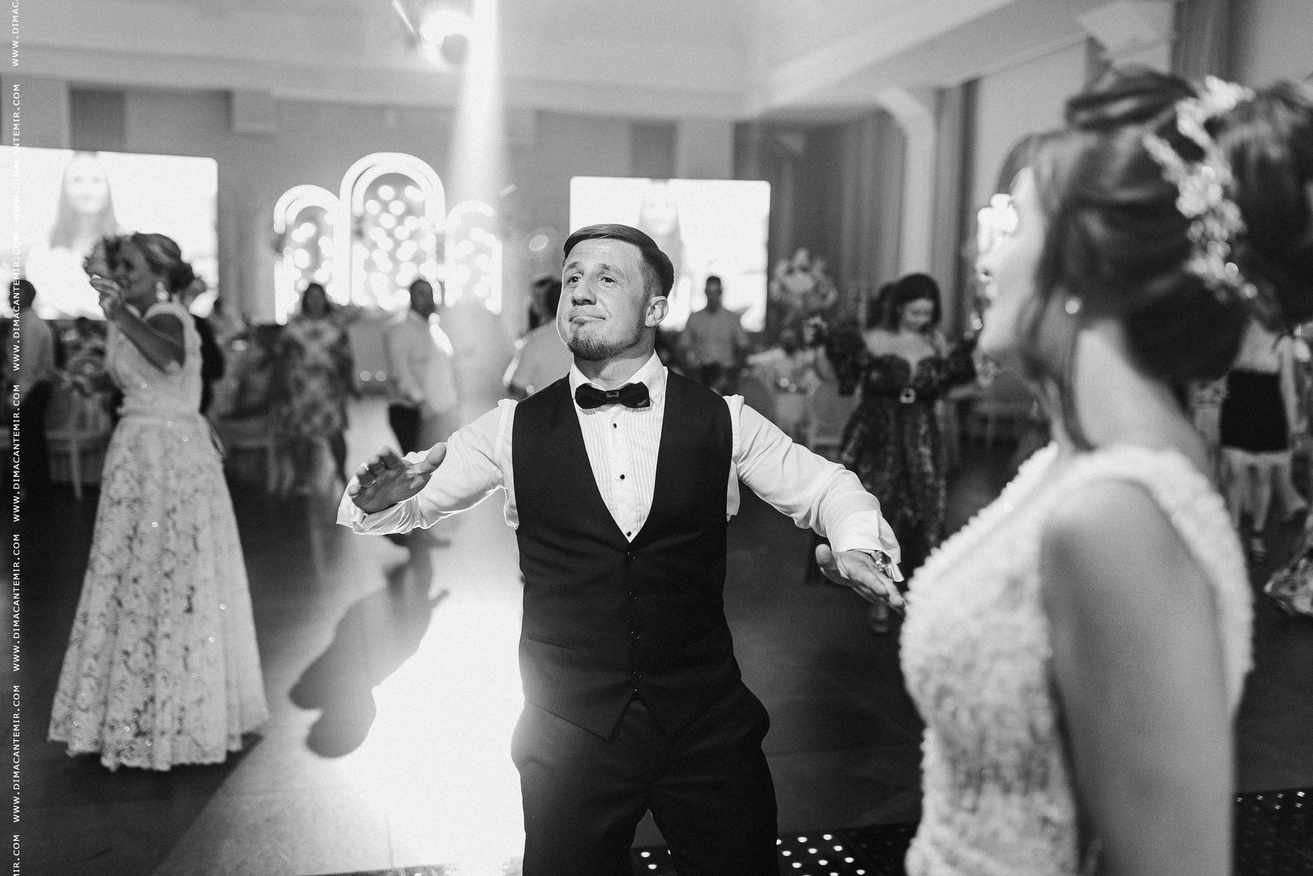 VICTOR + OLGA | Capitoles Park. Fotograf de nuntă în Chisinau, Moldova. Poze și Video Comerciale