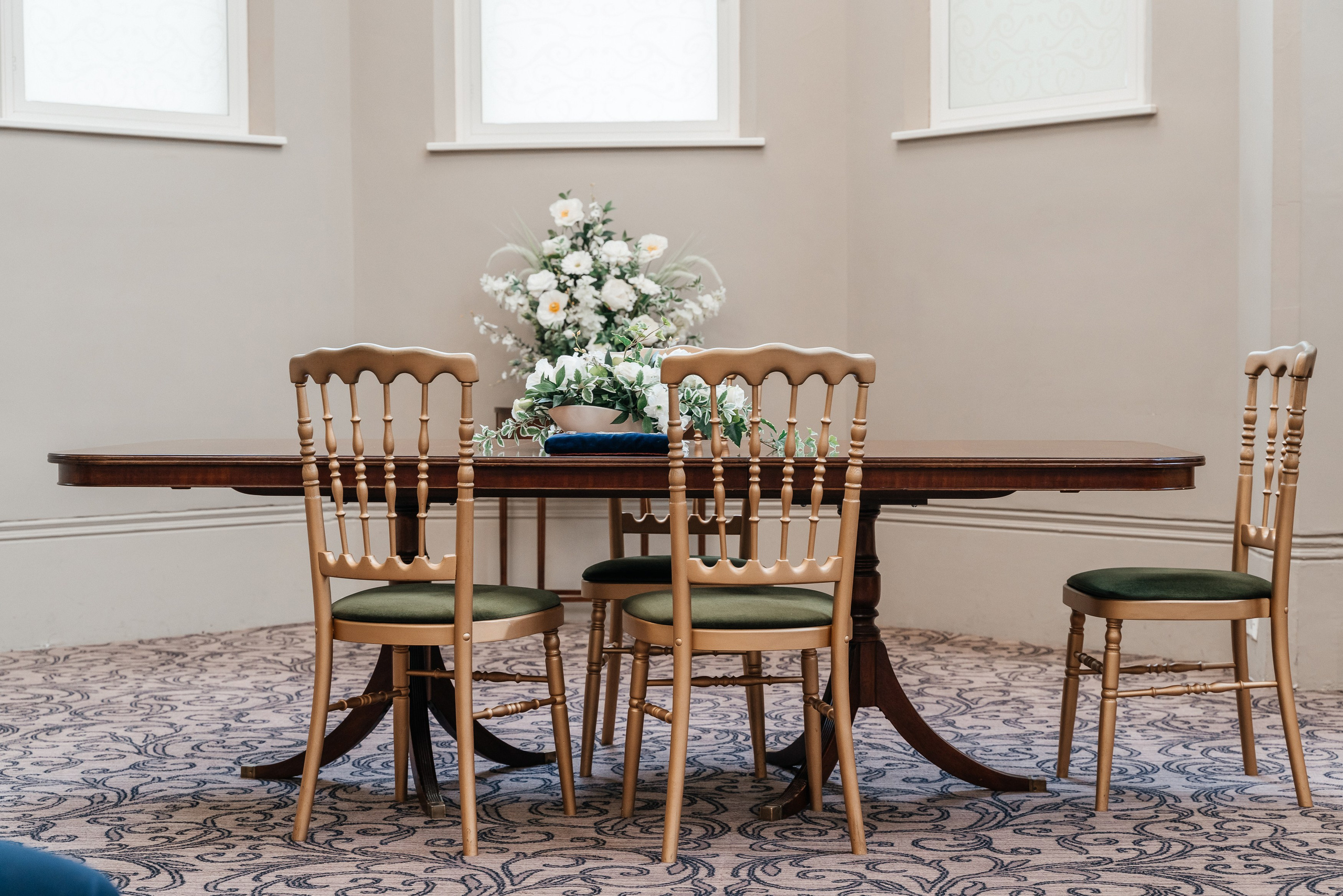 Reading Town Hall, Reading Town Hall civil ceremony, small wedding at Reading Town Hall, wedding at Reading, wedding at Reading, civil ceremony at Reading, small civil ceremony Reading Town Hall