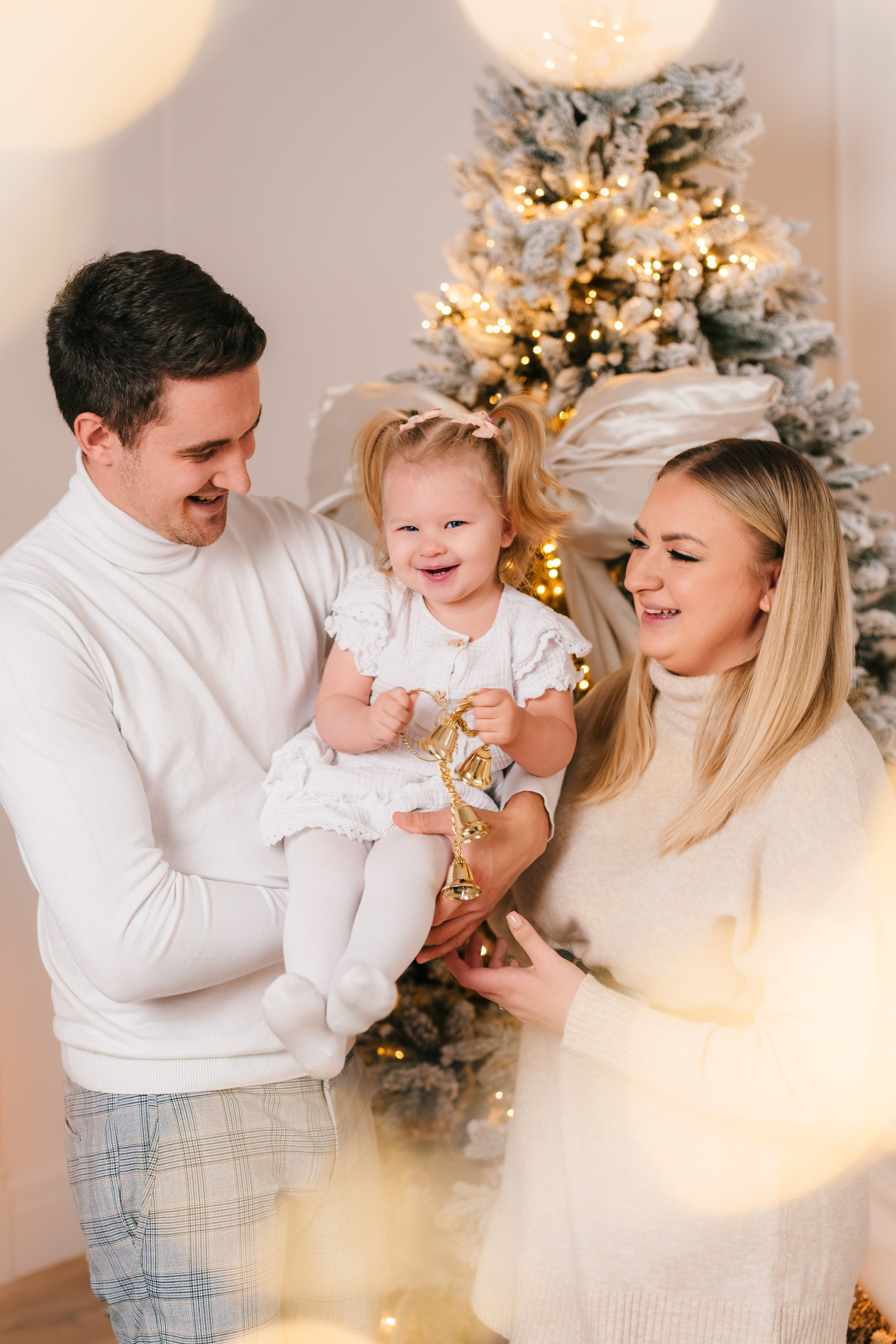 Minimalistyczne sesje świąteczne. Fotograf ślubny & lifestyle Gdańsk, Karolina Baczewska