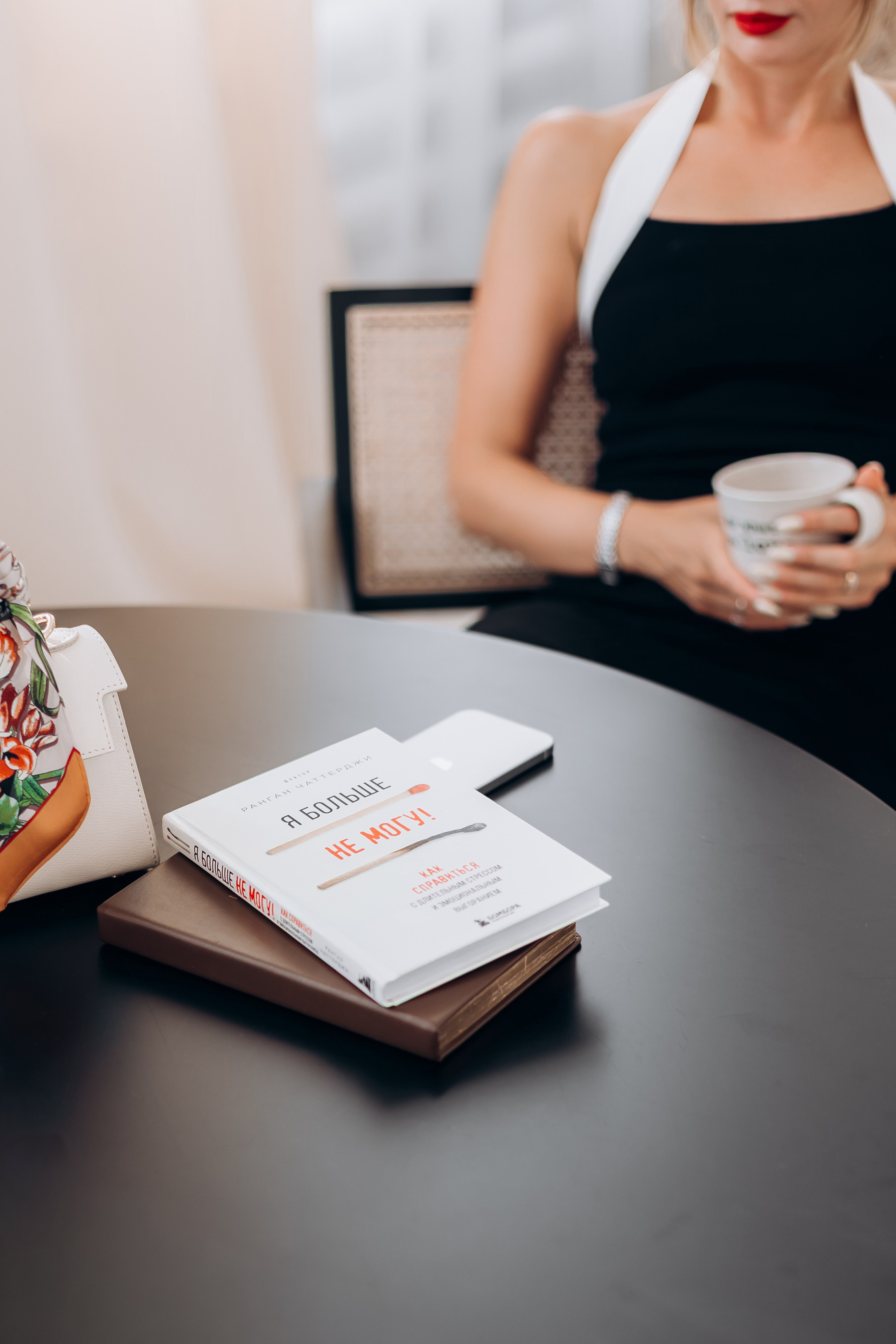 Anastasia (business portrait). Wedding and Family Photograph