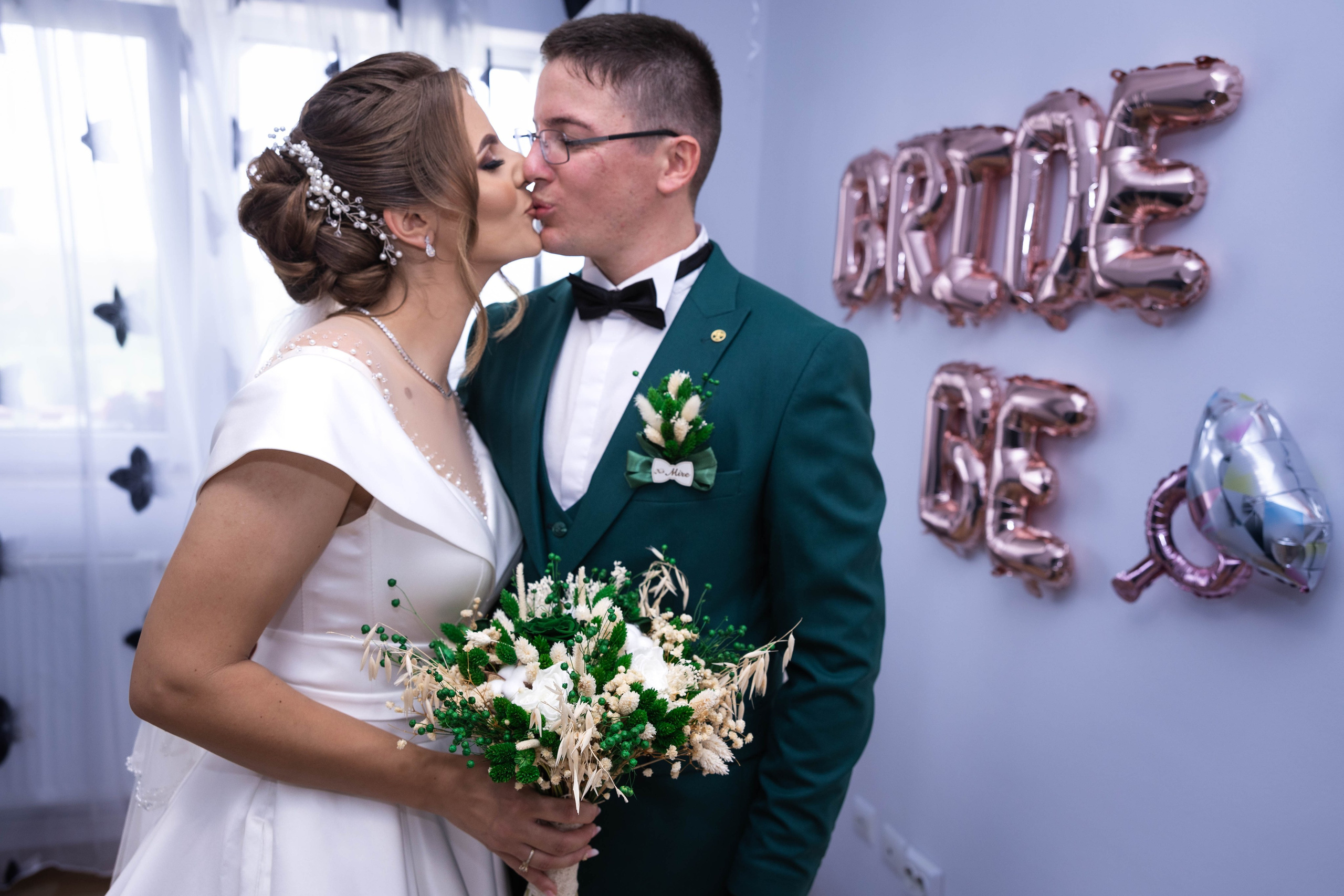 Nunta wedding groom bride mireasa. Fotograf si videograf de nunta si botez in Constanta Andreea Ilie