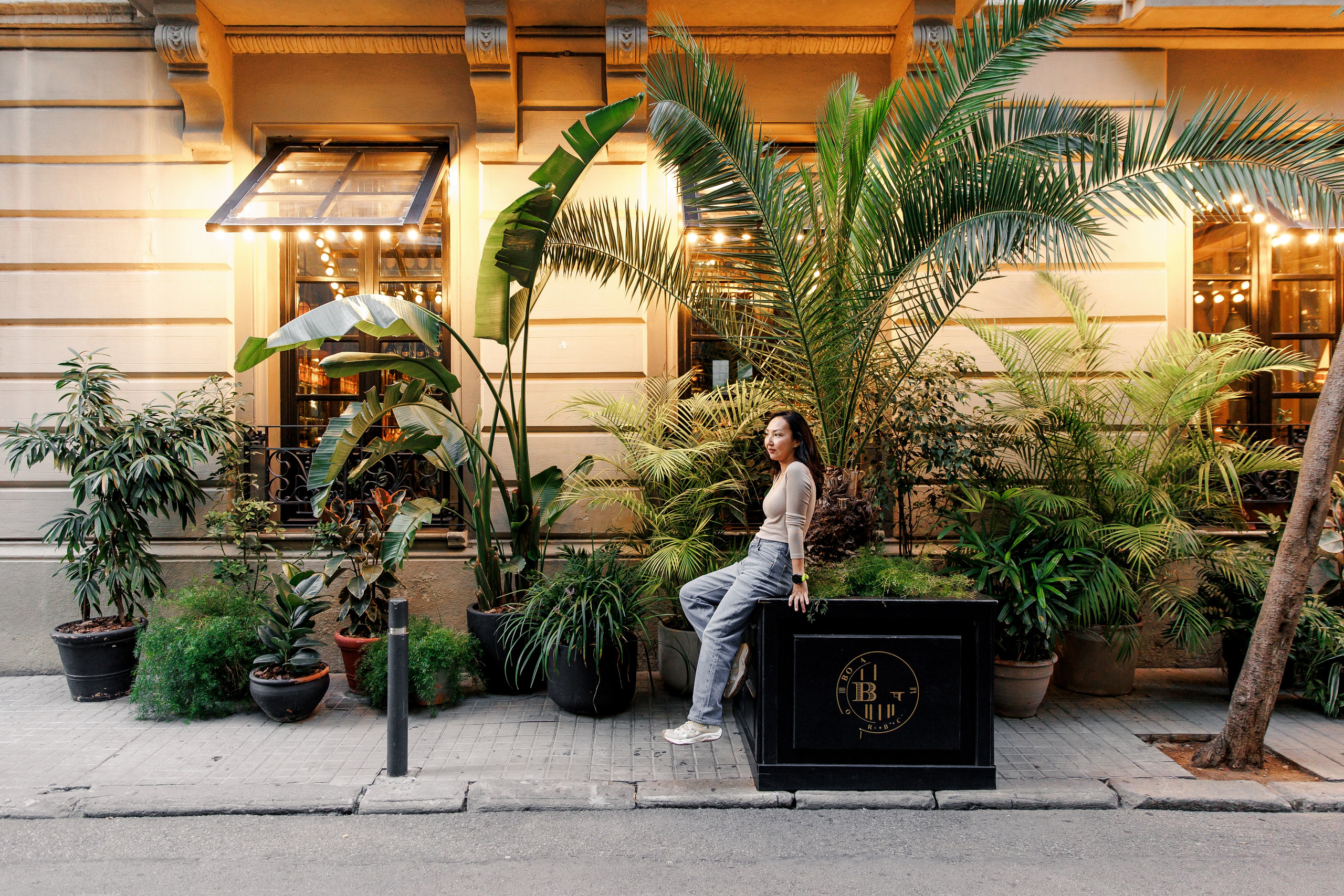 Madina in Barcelona. Wedding Photographer in Barcelona Lana Alekhina