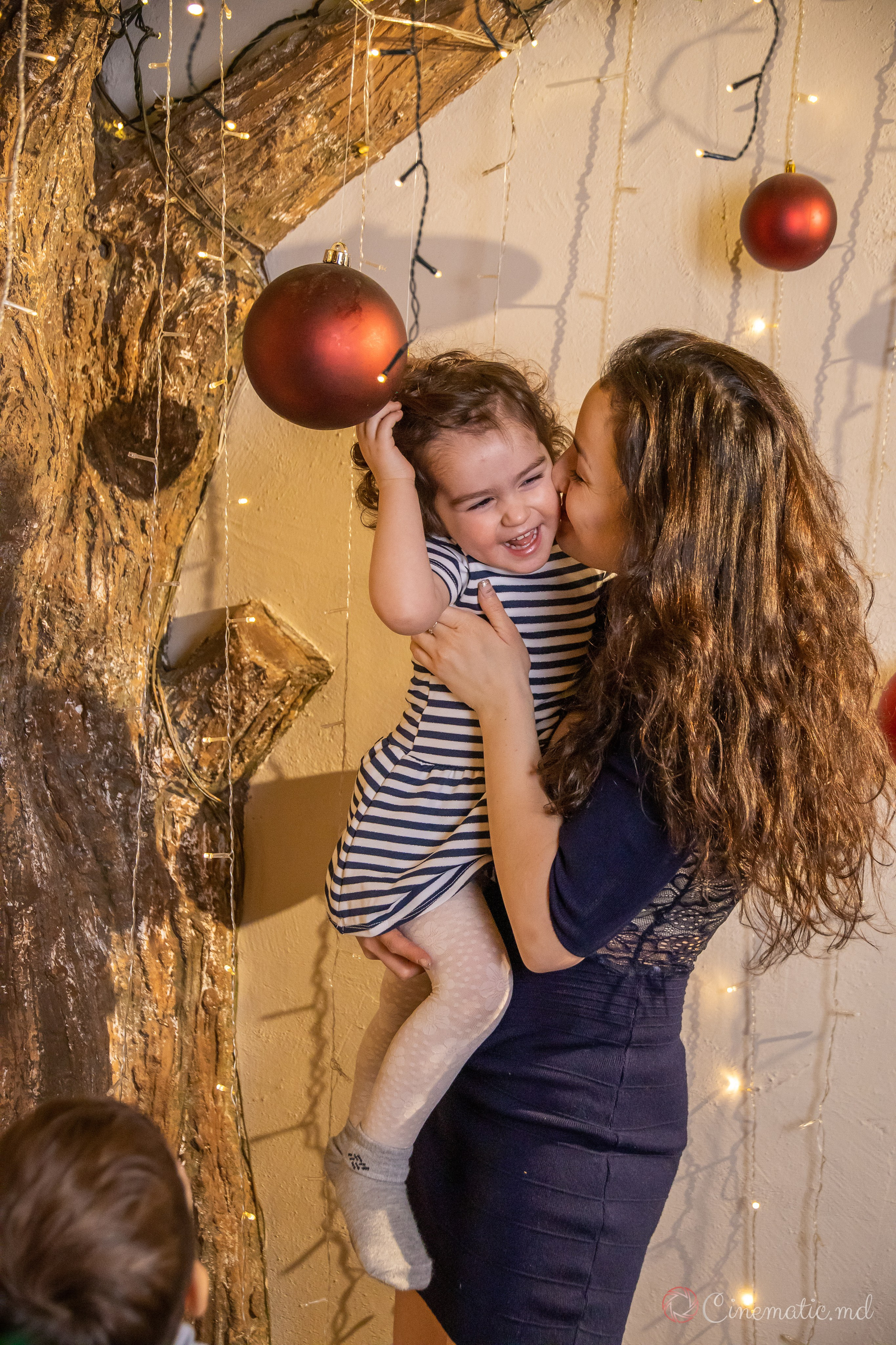 Sedinta foto de Revelion. ✔️ Servicii foto si video in Chisinau Moldova - Cinematic.md