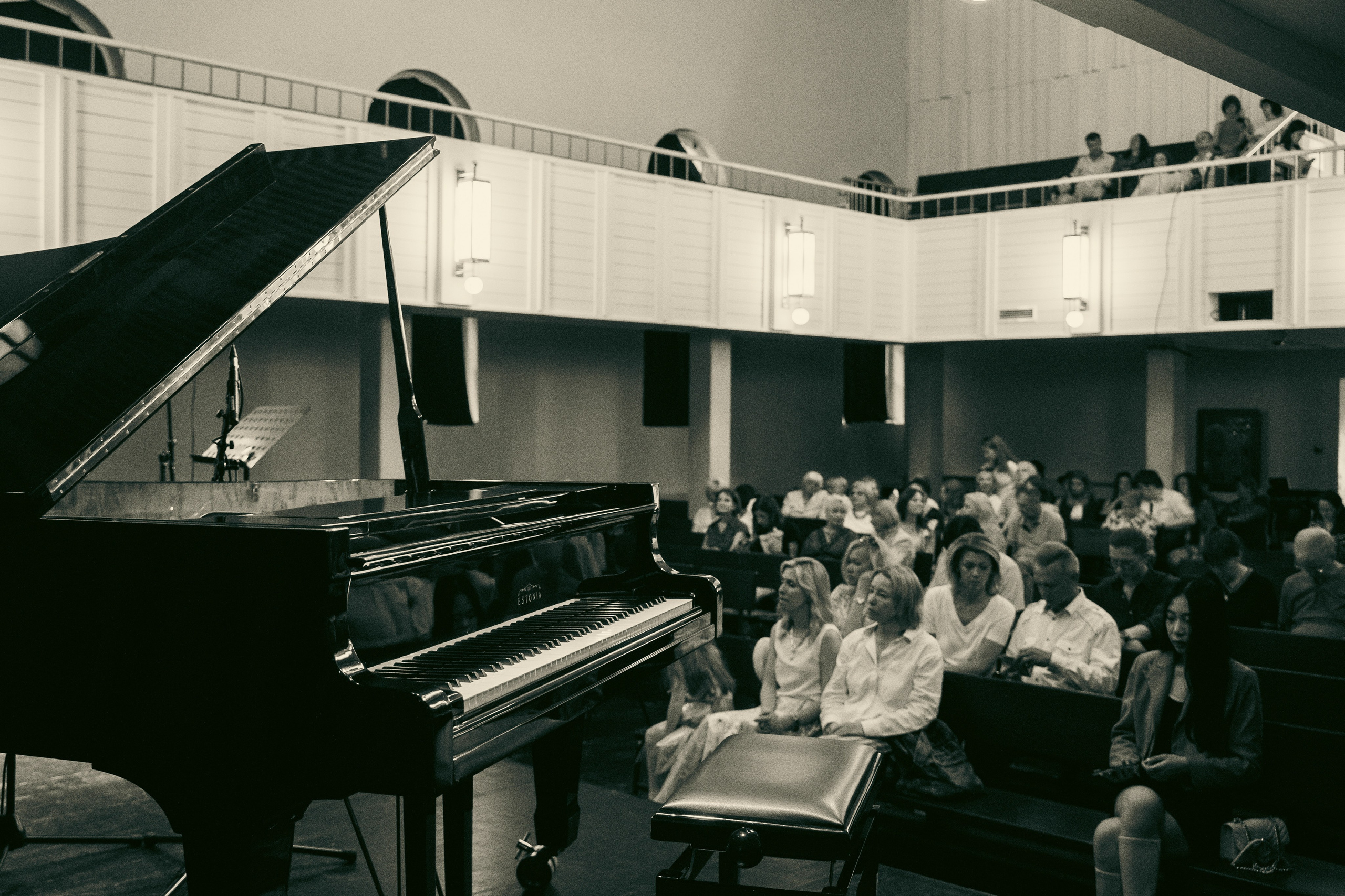 Fotografiranje dogodkov. Fotografinja in videografinja Mariia Bortiakova iz Slovenije: fotografiranje dogodkov, portretov in snemanje videov po vsej Sloveniji