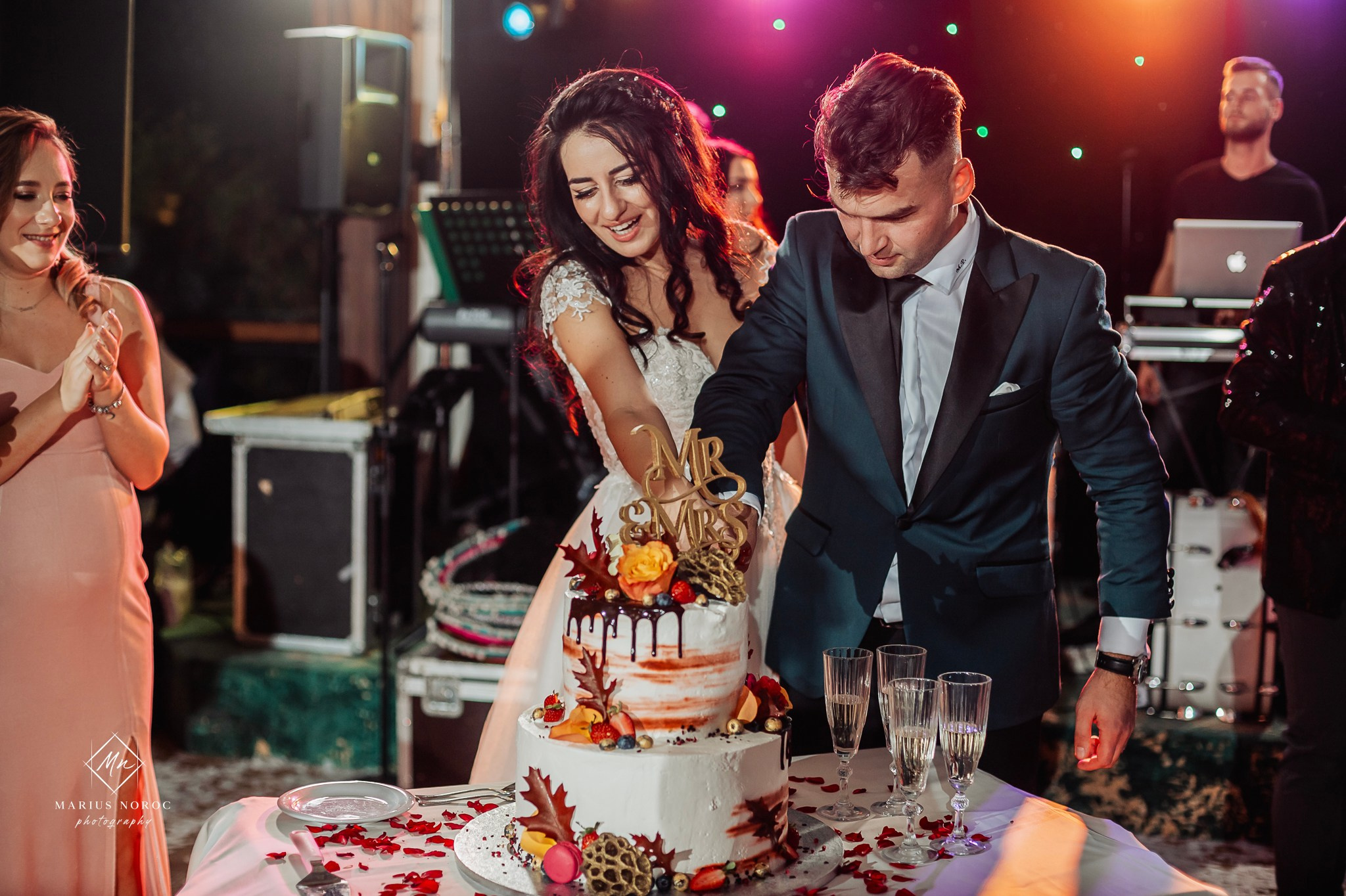 Elena & Petrisor | Hotel Restaurant La Castel Iasi