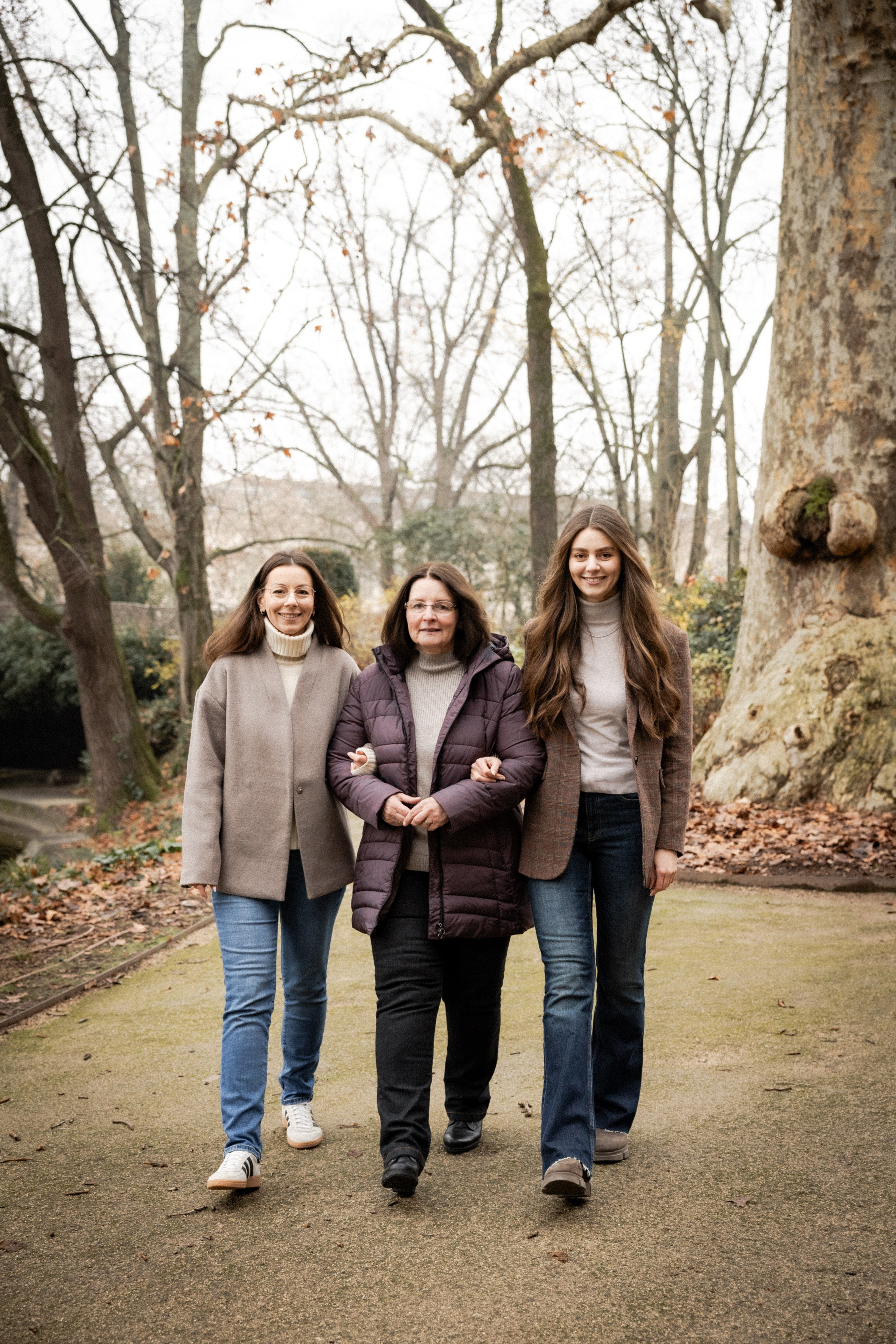 Семейная фотосессия со взрослыми детьми в Тулузе, Jardin des Plantes. Евгения Смирнова — фотограф в Тулузе и юго-западной Франции