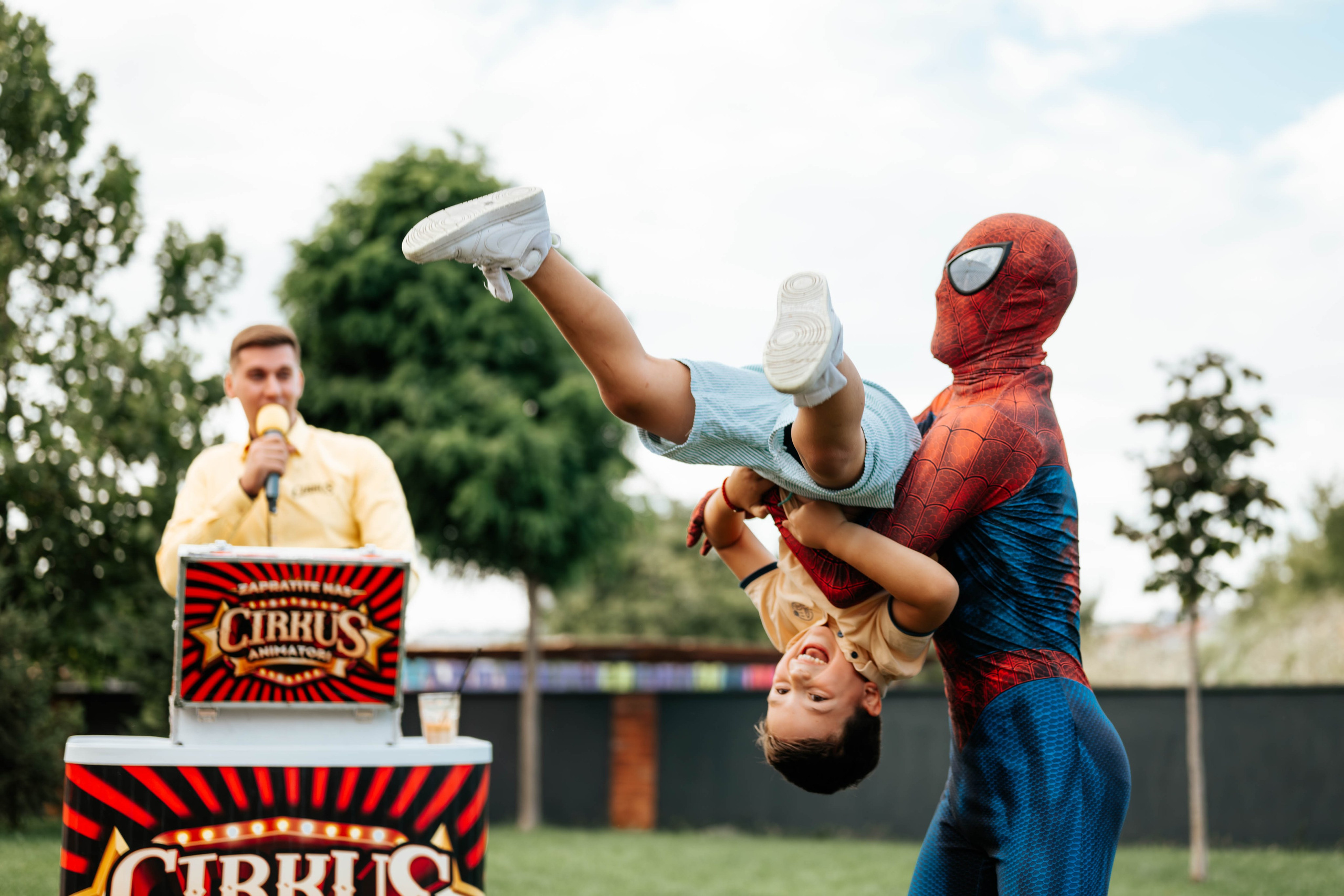 FOTOGRAFISANJE ROĐENDANA. Dečiji i porodični fotograf