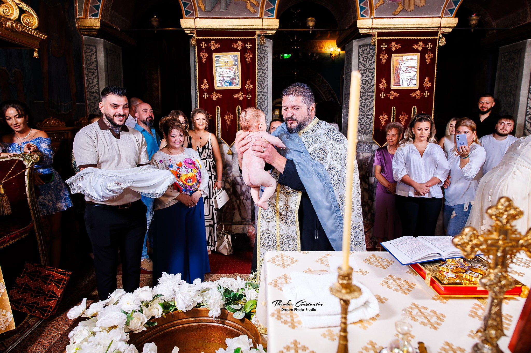 Botez. Dream Studio Galați – ședințe foto profesionale pentru familie, portrete și evenimente