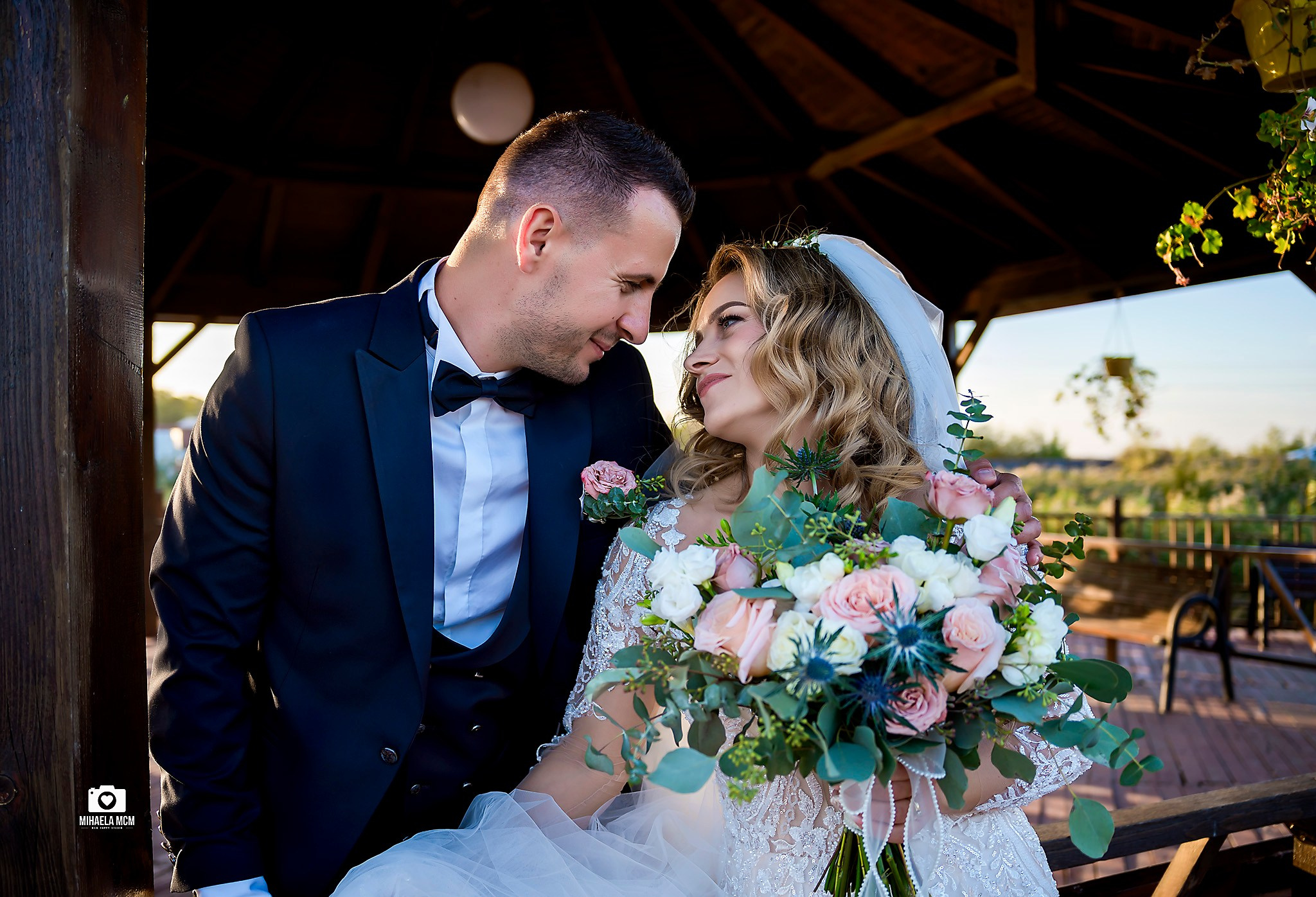 Fotograf nunta Calarasi. Fotograf nunta Constanta. MCM Happy Studio – Fotograf & Videograf Evenimente | Nuntă & Botez