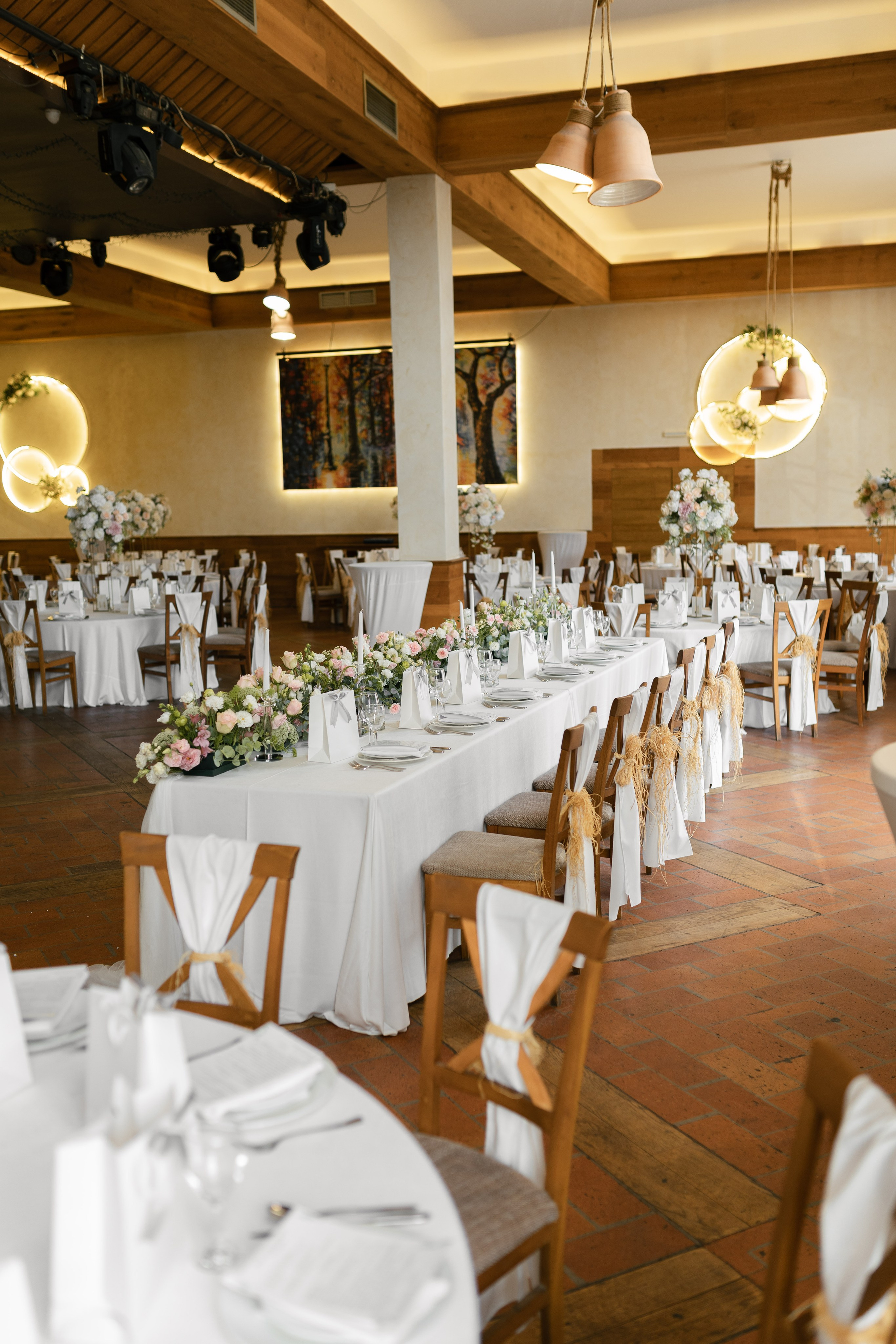 M&D|Between City Lights and Hidden Oasis. Black Sheep Produkcija| Wedding Photography and Wedding Films, based in Kragujevac, Europe / Fotograf i videograf, Kragujevac, Srbija