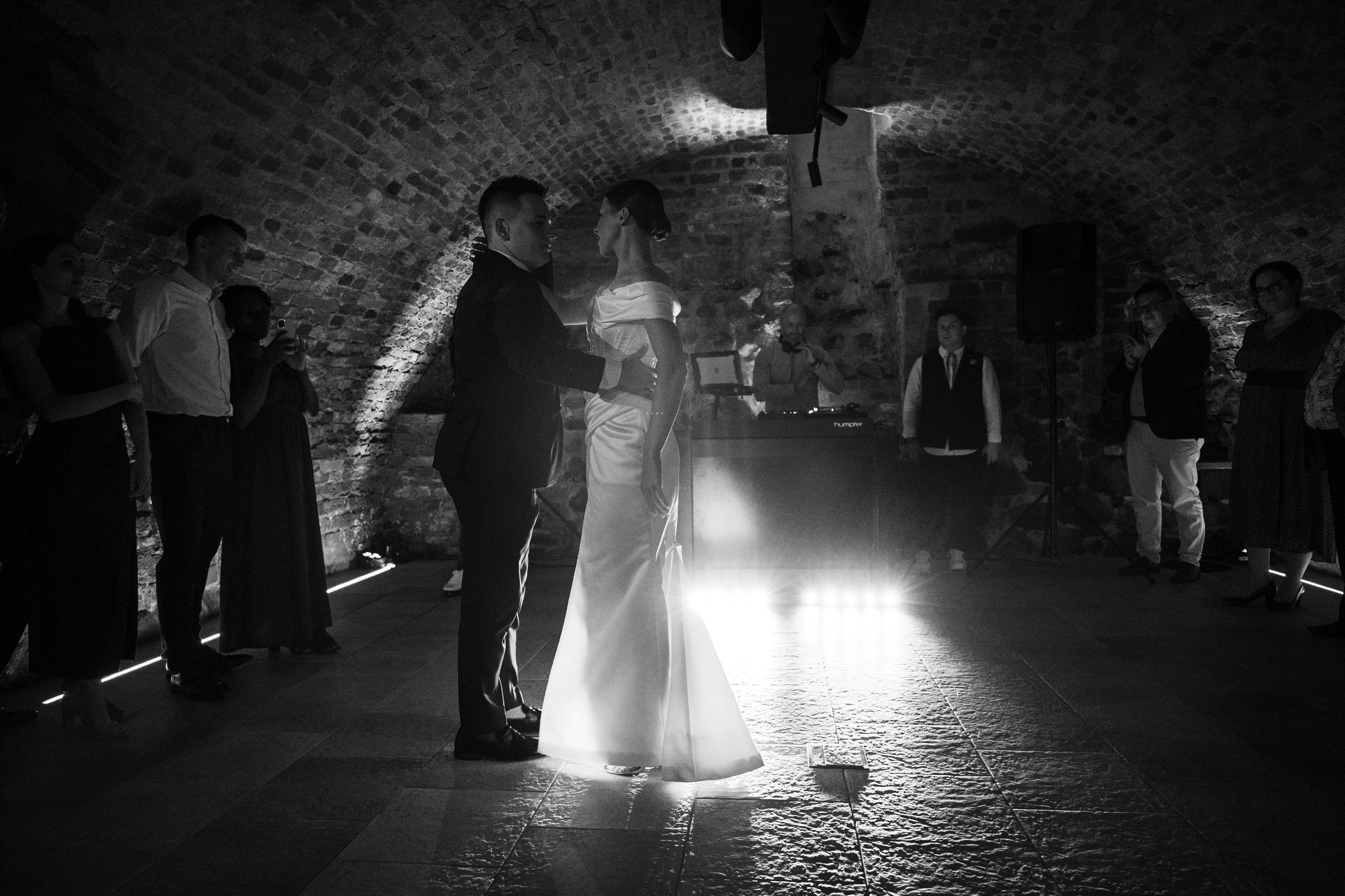 B&S. SL Wedding Photo: ponadczasowa 💍 fotografia ślubna | Wrocław & Europa