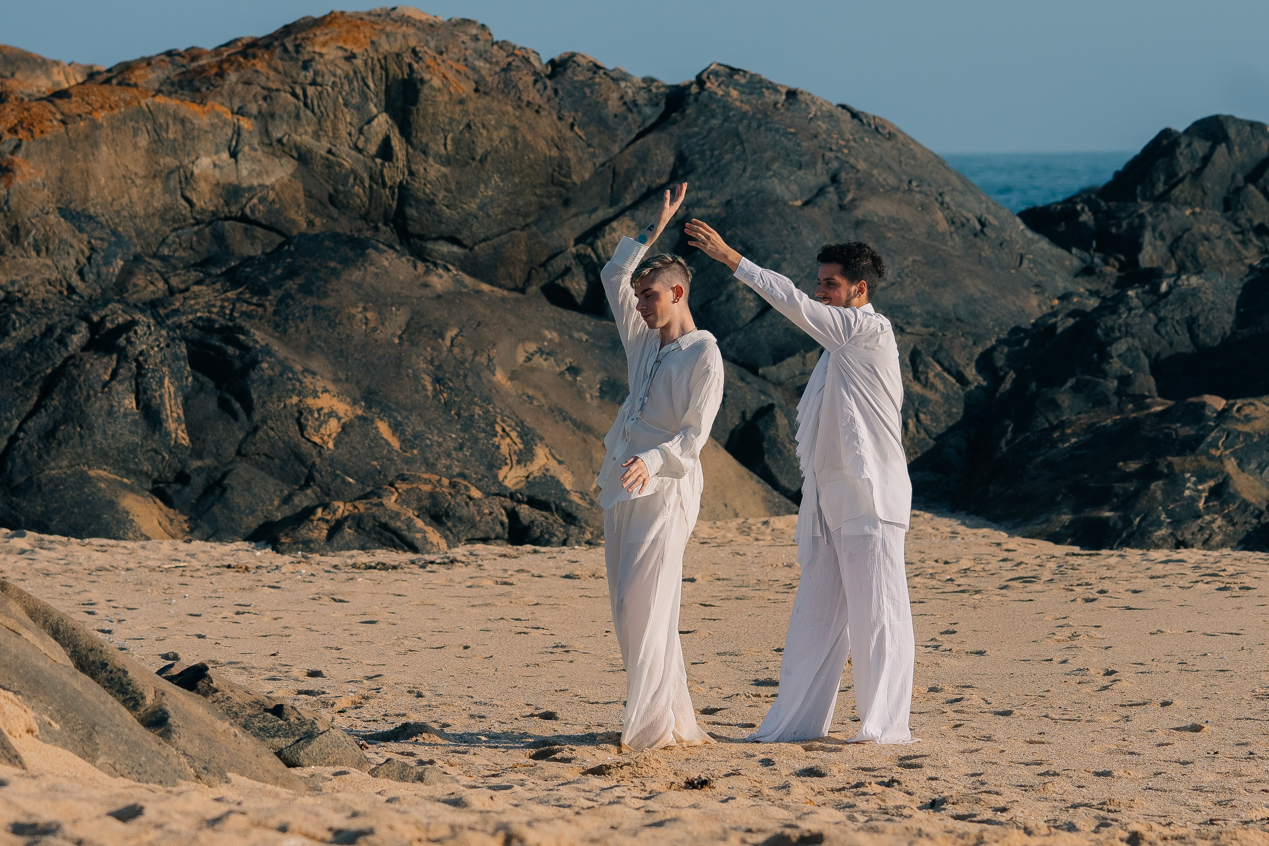 White Ocean Wedding. Maria Sher. Professional photographer from Porto, Portugal