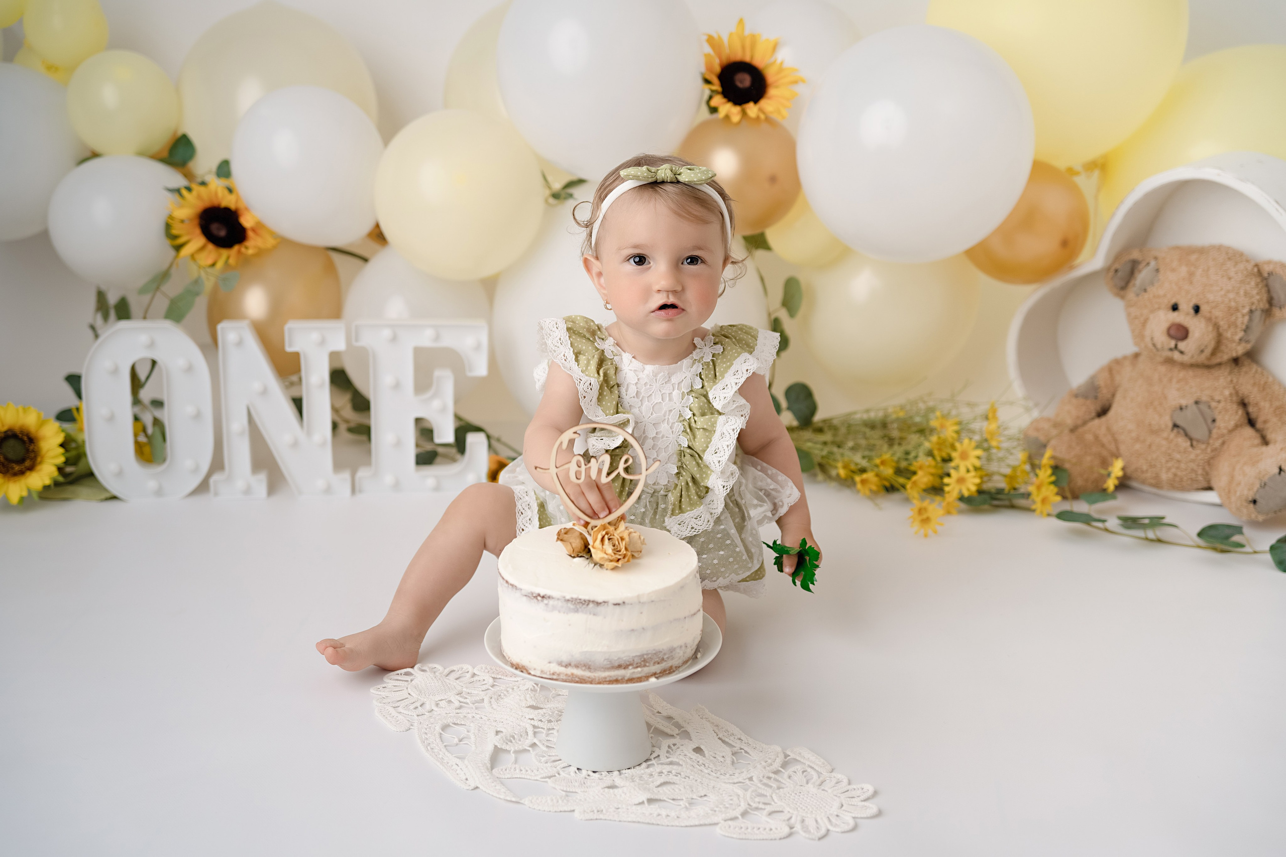 Smash the cake. Fotograf maternitate, nou-născuți și familie în Cluj-Napoca | Roxana Rusu