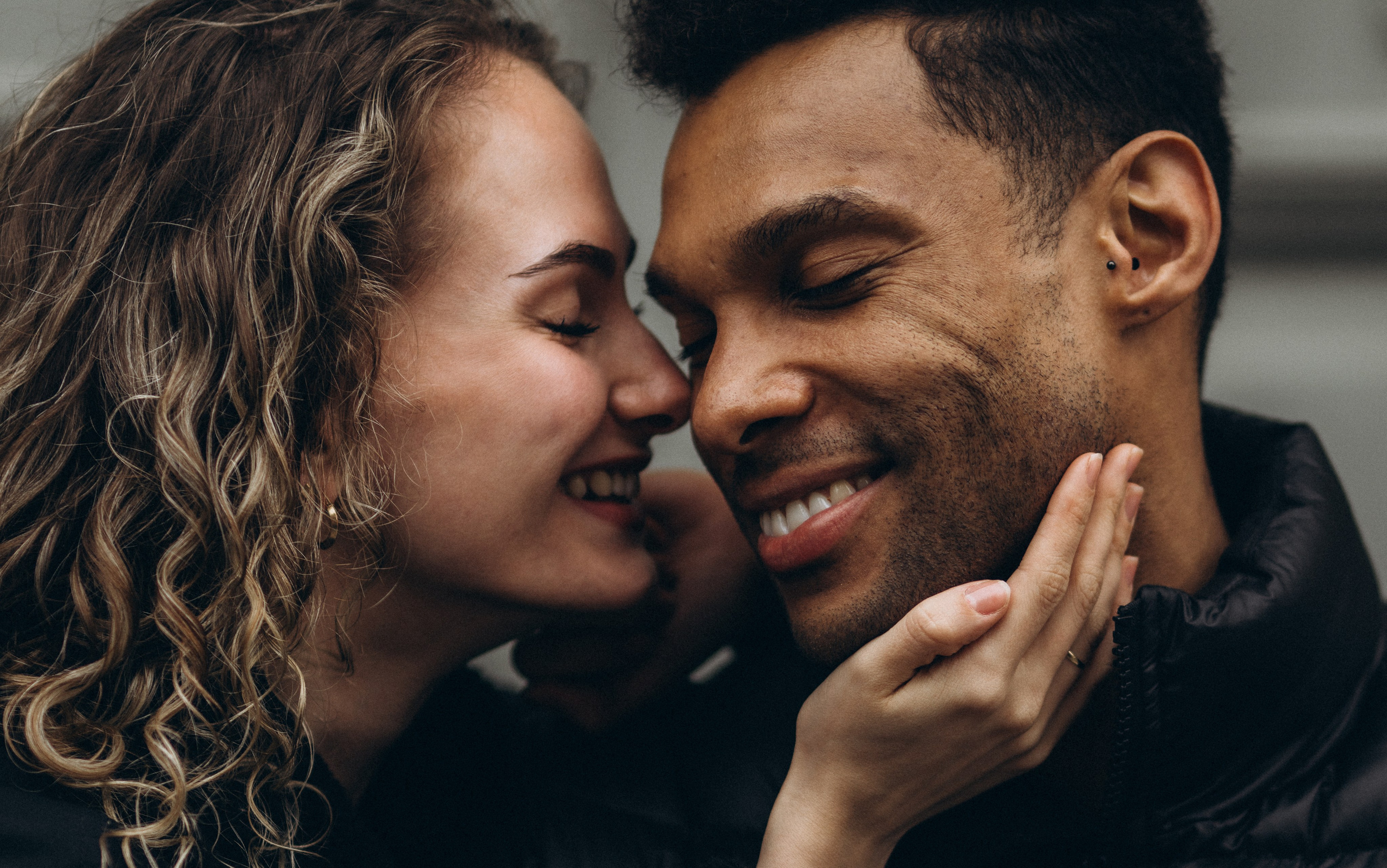 V&J. Wedding and portrait photographer in Helsinki Vickan O