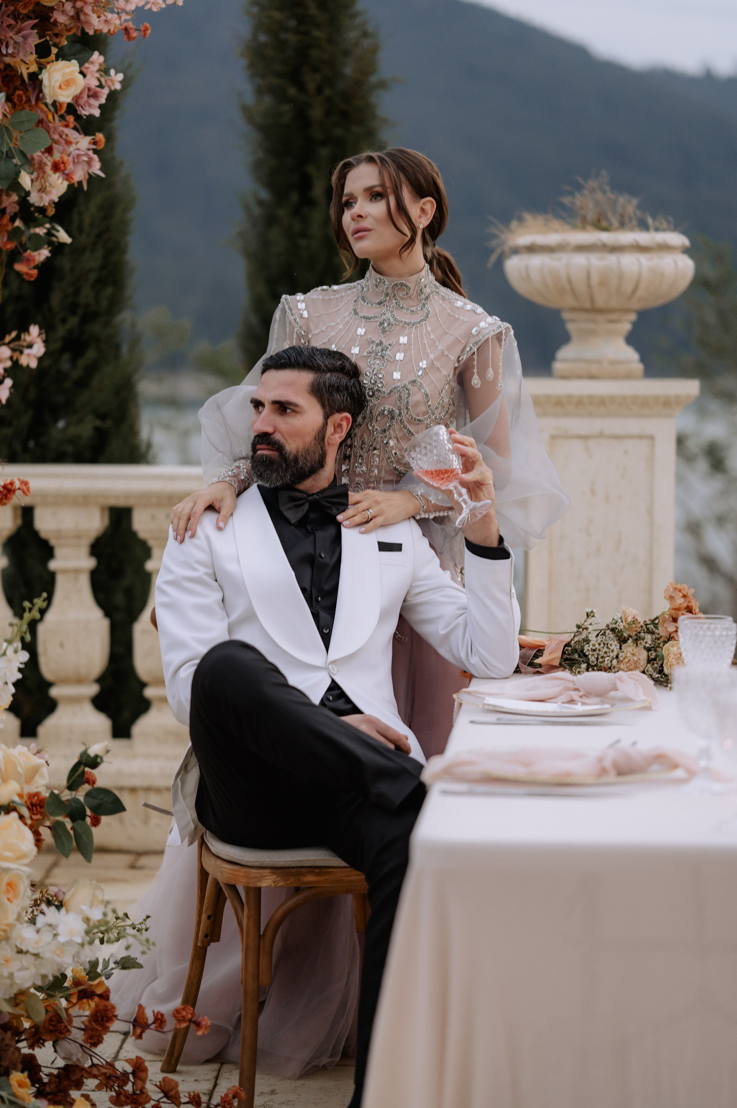 Sedinta foto nunta la Gradinile Romane , Neamt. Proud Vision Weddings | Wedding Photography & Film — Servicii profesionale Foto Video Nunta Iasi