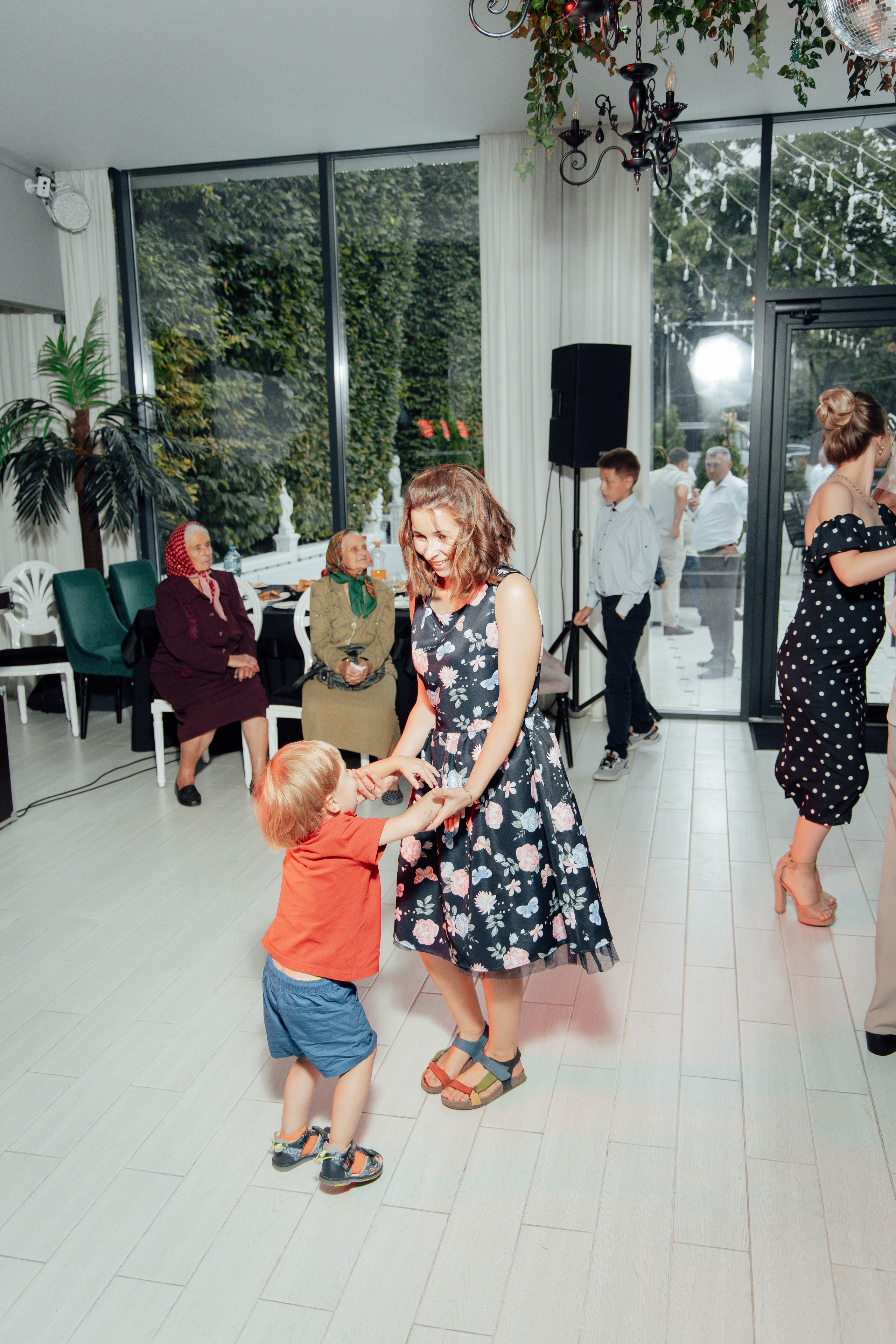 Cumetrie. Свадебный Фотограф, Детский и семейый Фотограф Молдова