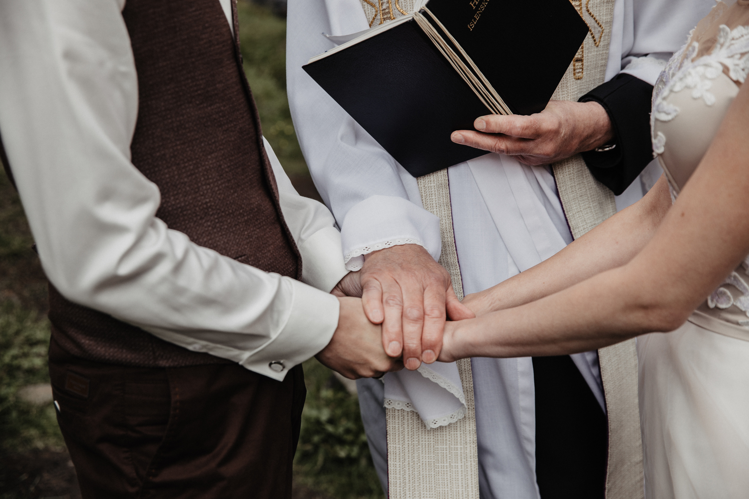 Wedding in Iceland | Valeria & Vsevolod. Iceland elopement photographer & videographer