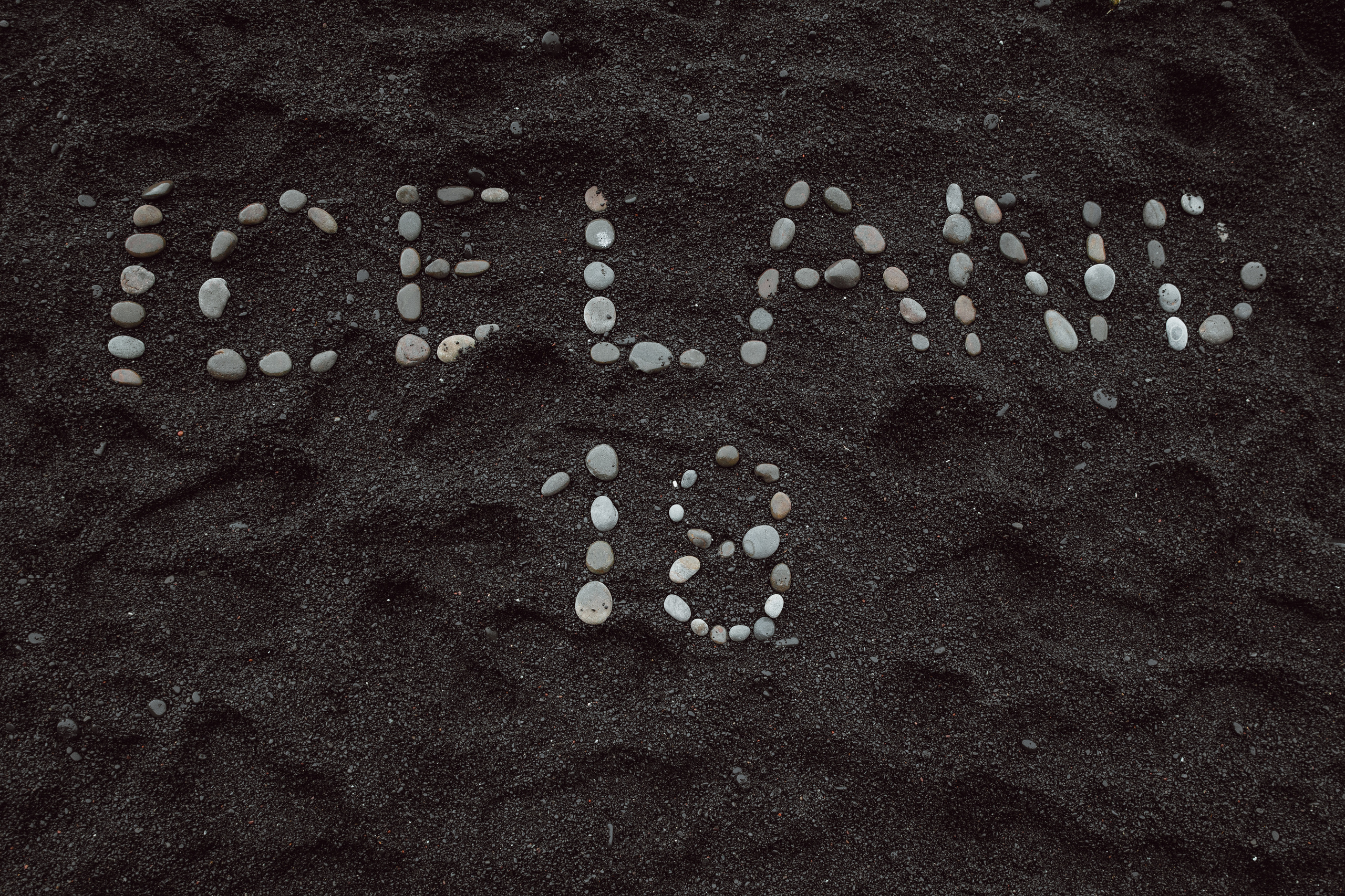 Family photoshoot at black sand beach in Iceland. Iceland elopement photo and video | Nikolaichik Photo