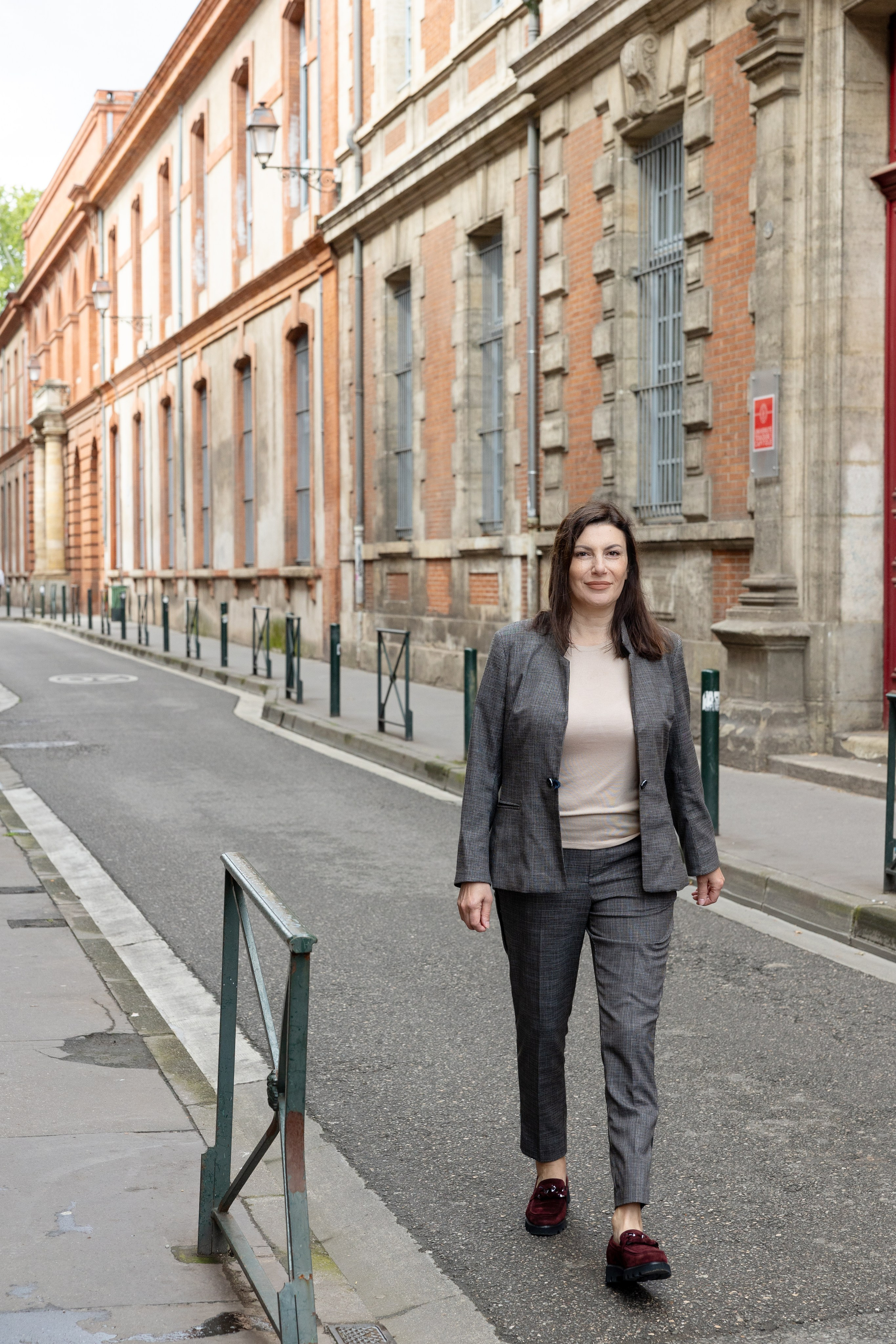 Inna. Eugenie Smirnova — wedding, corporate and lifestyle photographer in Toulouse and Southwest France