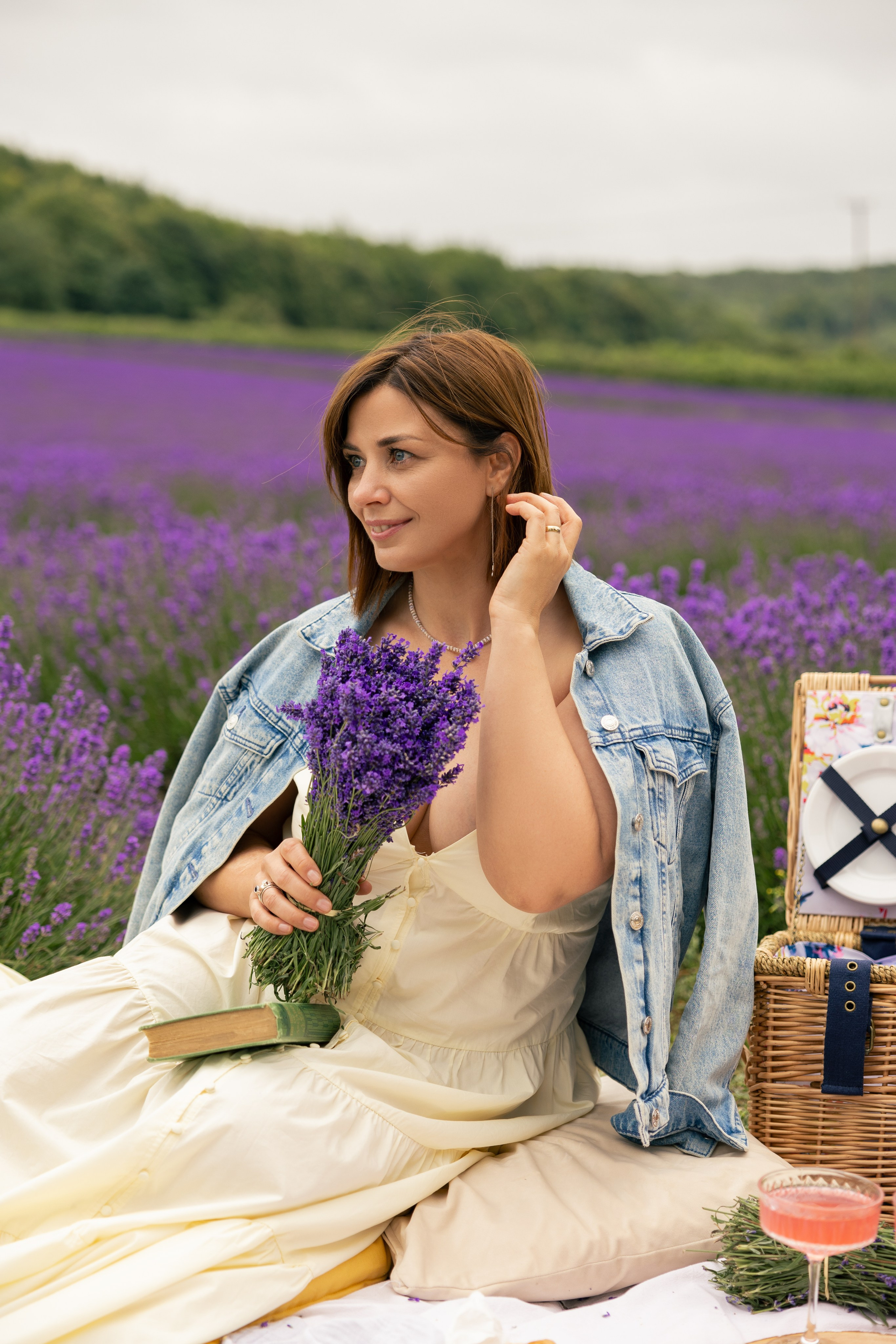 Lavender Picnics. PHOTOGRAPHER IN LONDON