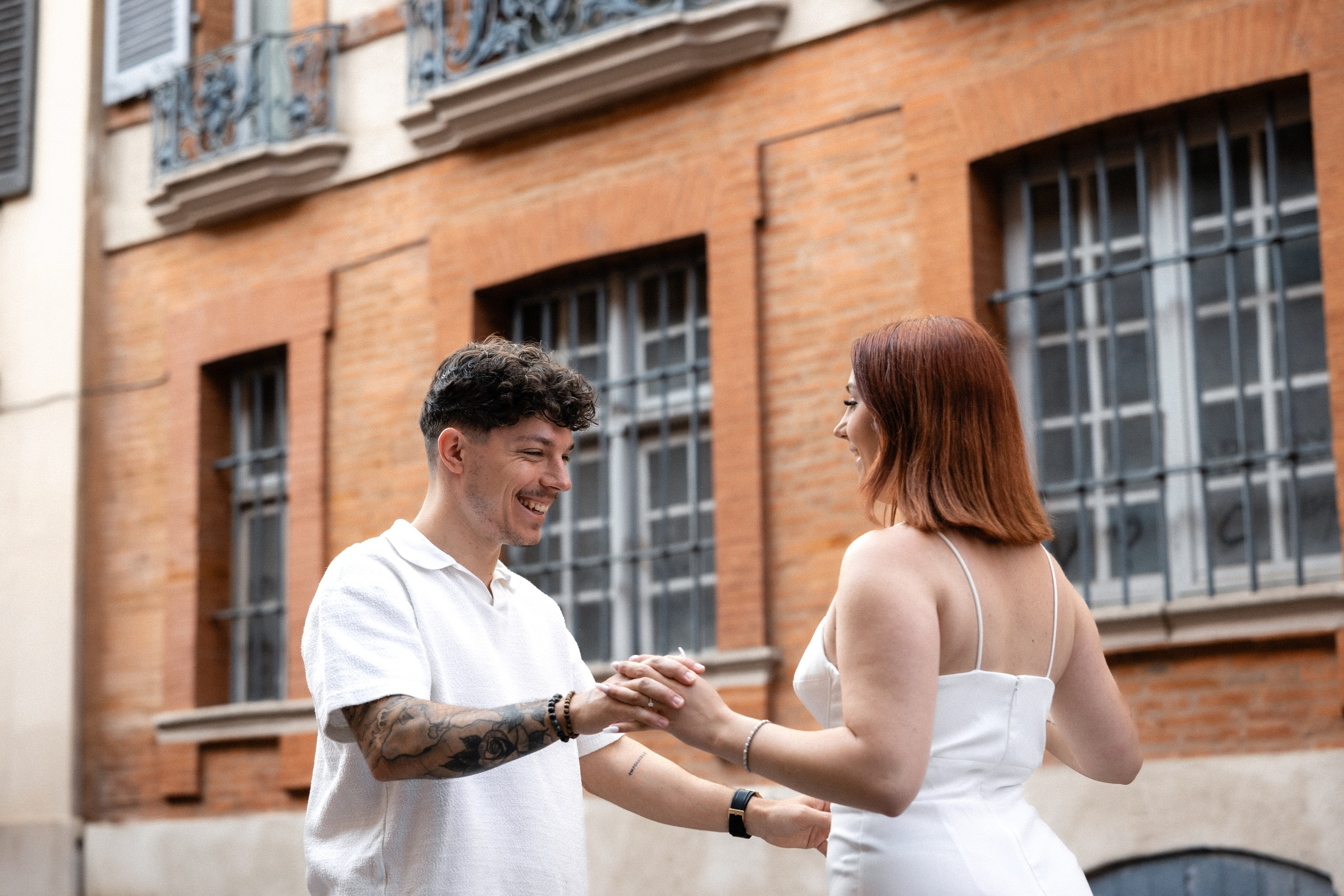 Engagement love Story in Toulouse. Eugénie Smirnova — Photographe à Toulouse et dans le Sud-Ouest