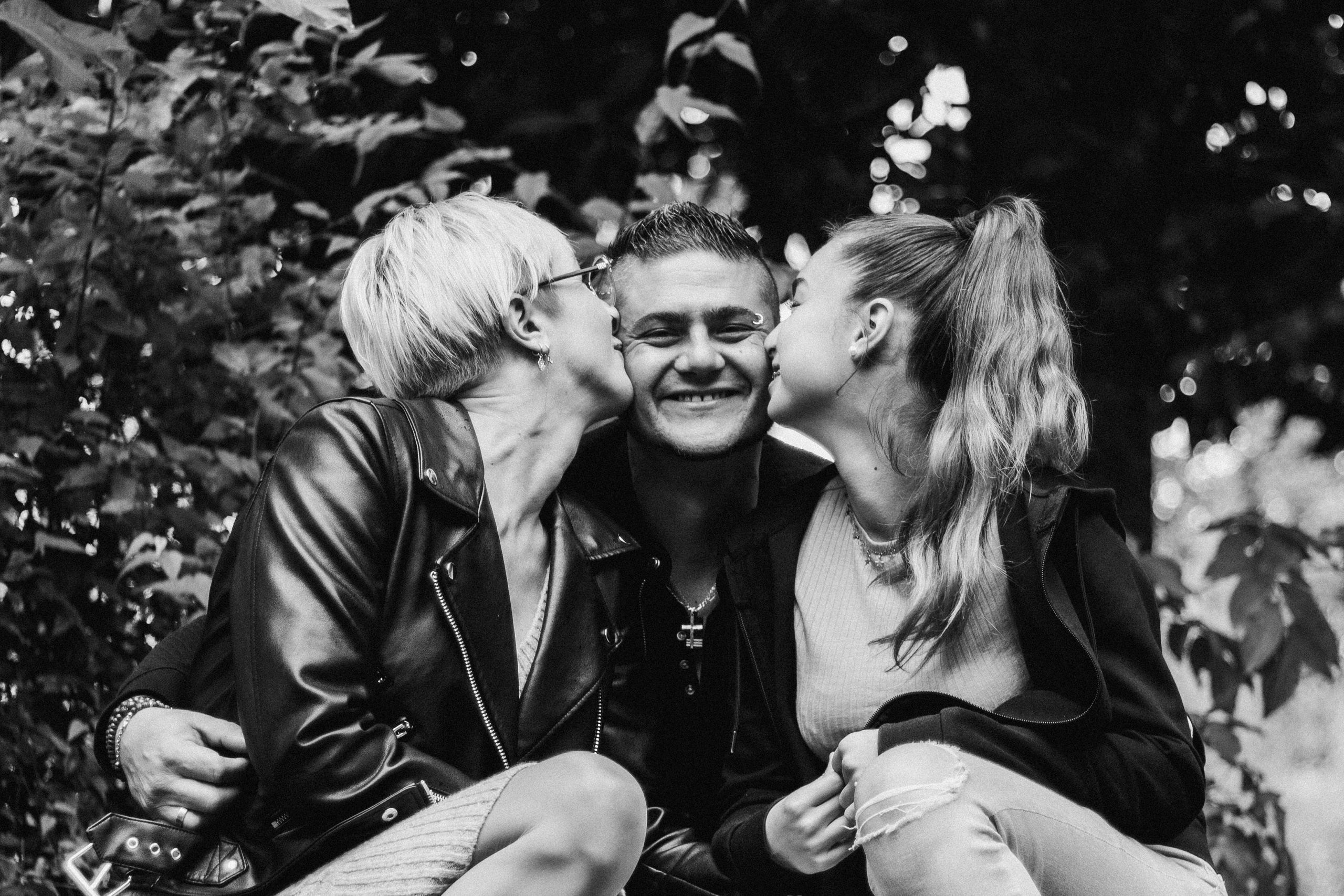 Portrait de famille. Studio photo « Partage ton bonheur » – Photographe famille près de Châtellerault, Poitiers et Tours