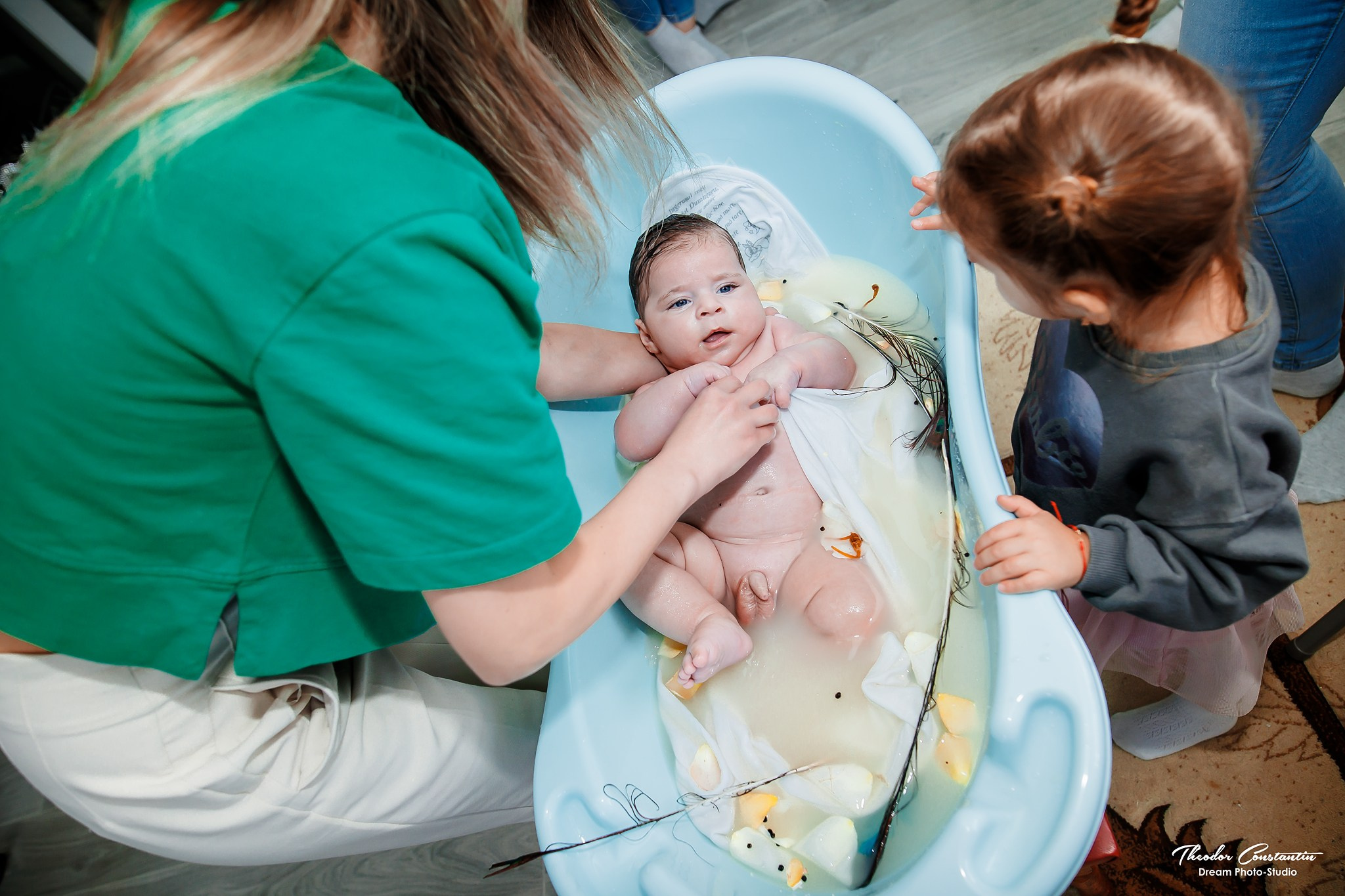 Botez. Dream Studio Galați – ședințe foto profesionale pentru familie, portrete și evenimente