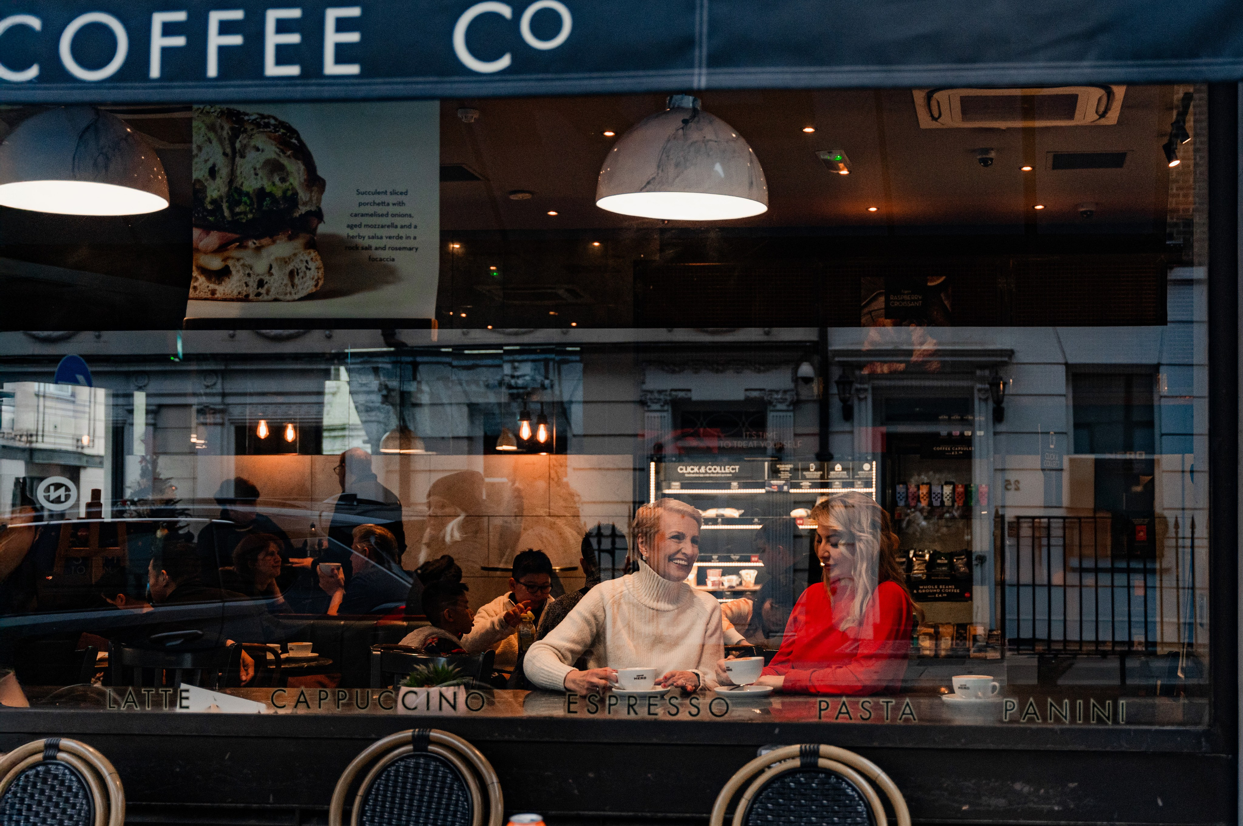 Vlada & Tatiana. Tonya Kyrylenko photographer in London