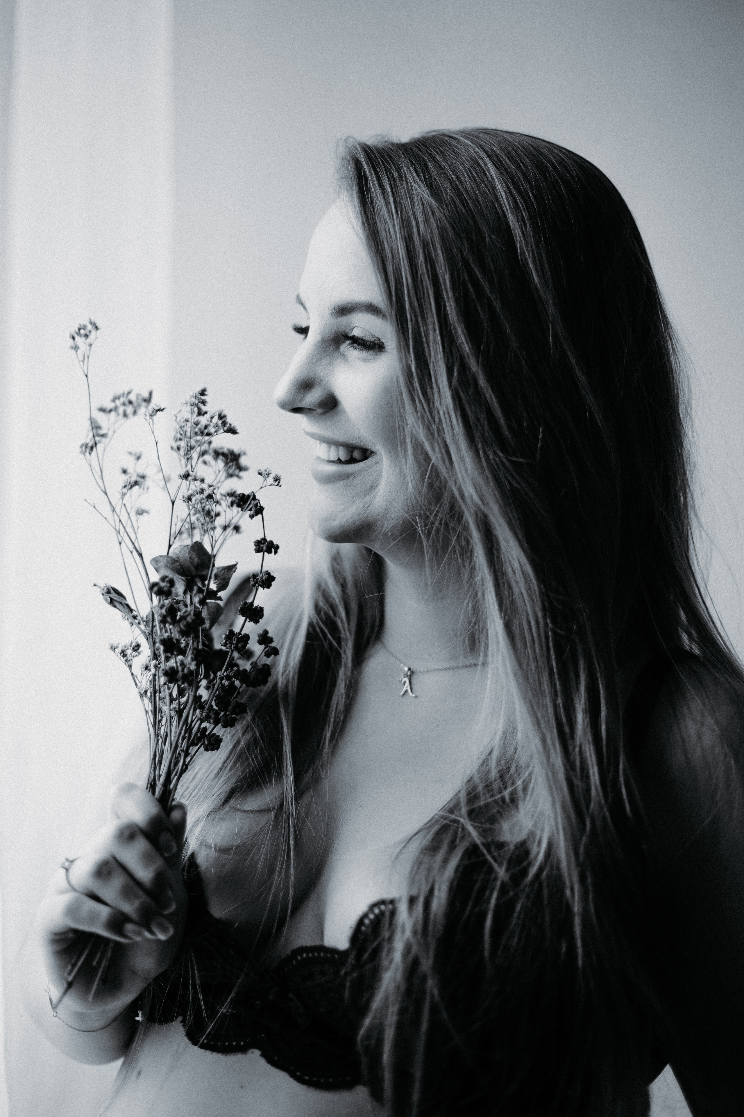 Pełna emocji fotografia sesja ciążowa lifestyle | Natalia Malinowska Fotografia | Augustów Warszawa. Natalia Malinowska Fotografia | Fotograf ślubny i rodzinny Augustów Warszawa