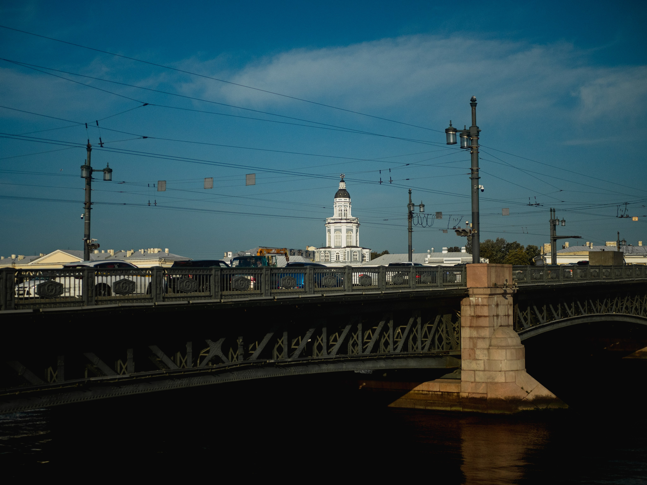 Saint-Petersbourg. Photographe sur Cote d’Azur. Portraits de familles, couples, enfants, événements