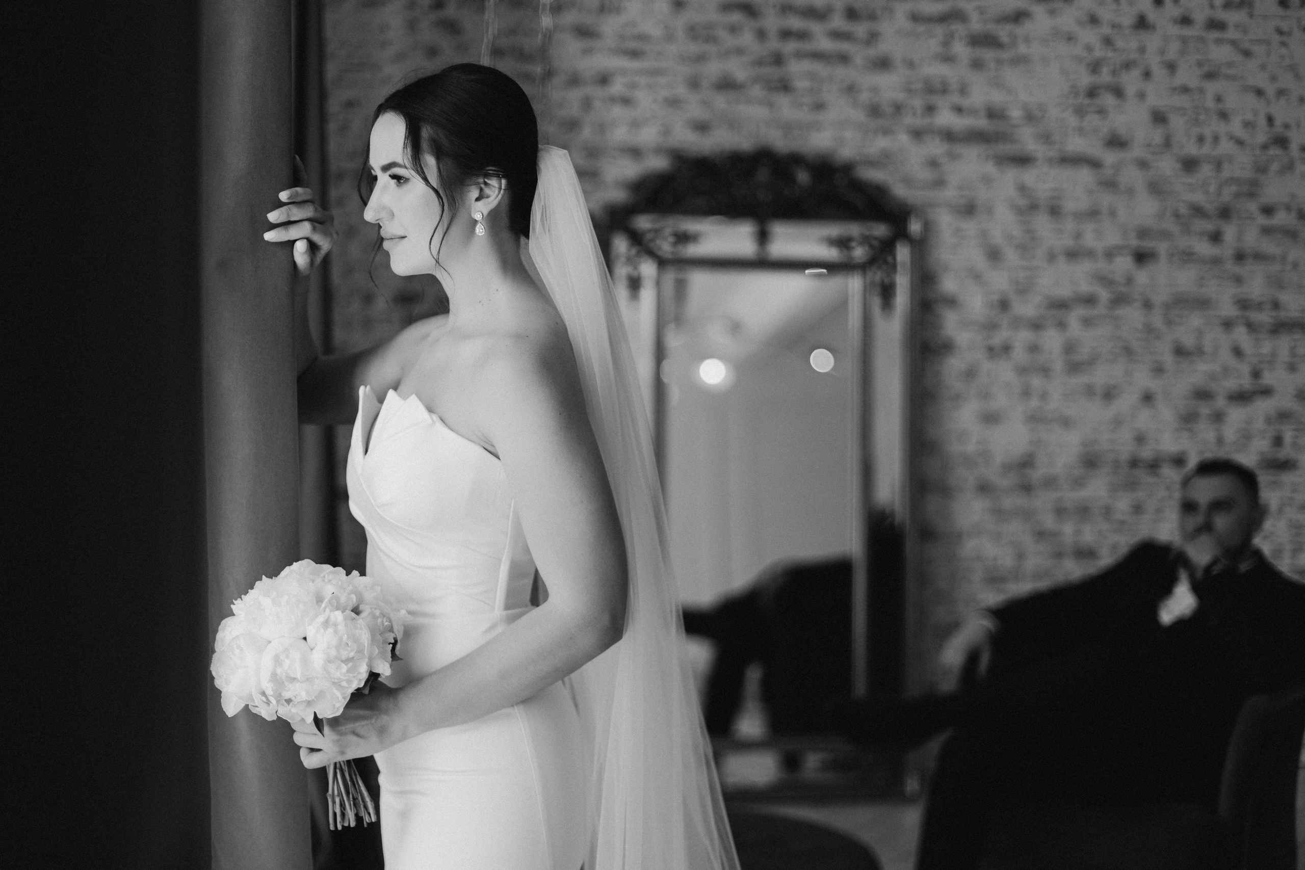 White Wedding. Wedding and Family Photograph