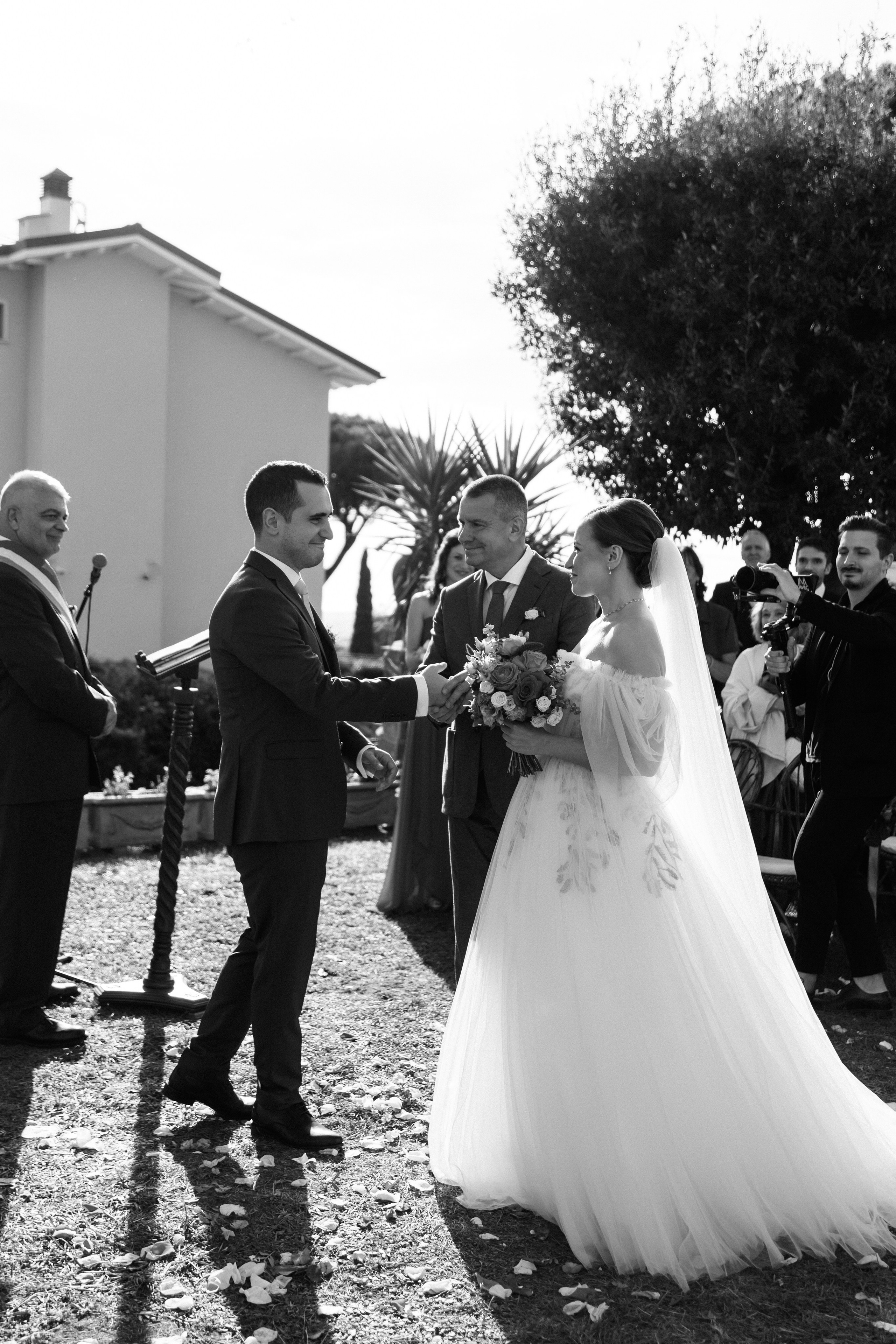 Wedding Photographer in&nbsp;Rome Italy Tuscany Como Puglia Amalfi Sicily