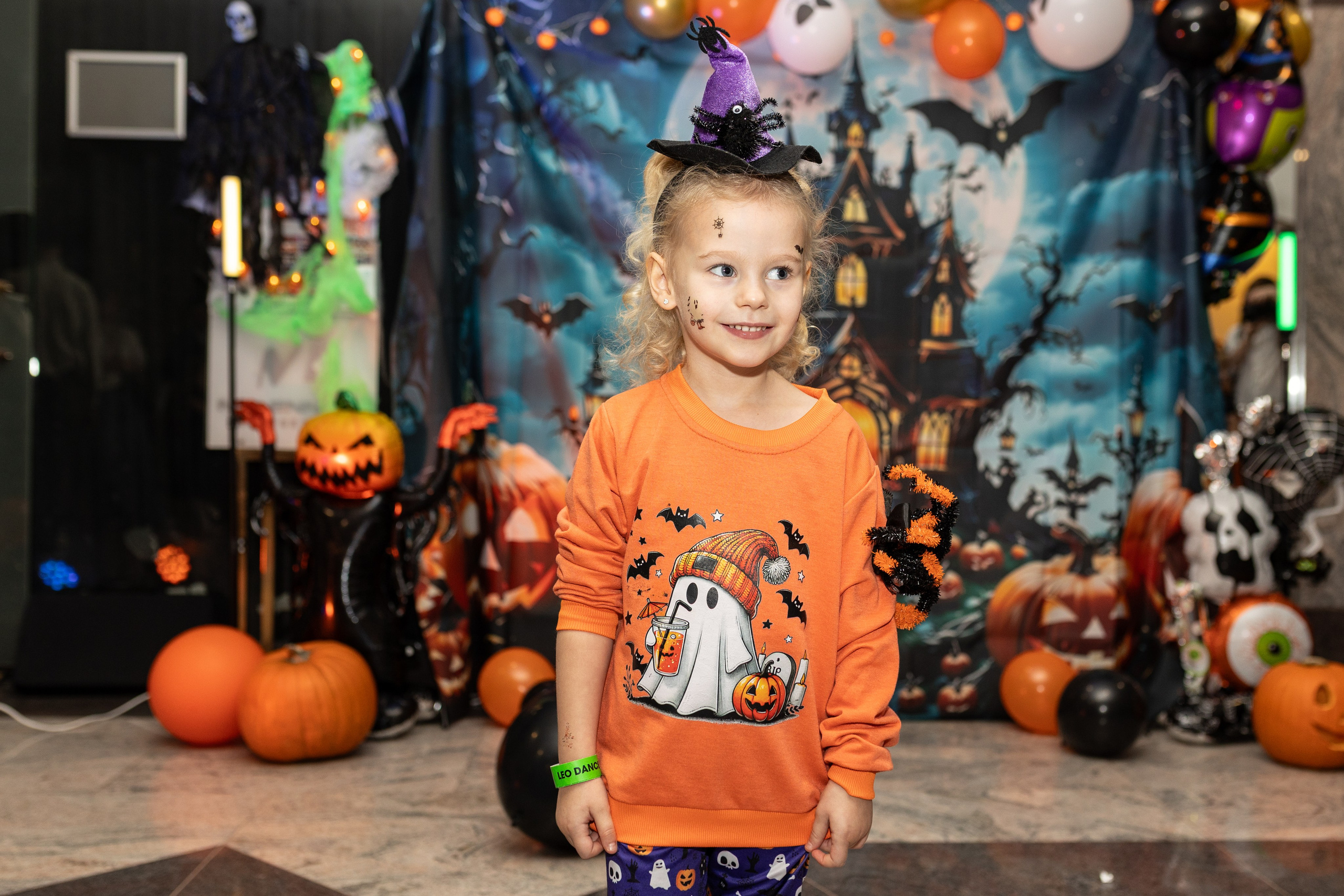 Leo dance studio Helloween 2025. Семейный и детский фотограф в Варшаве Мила Бобровская