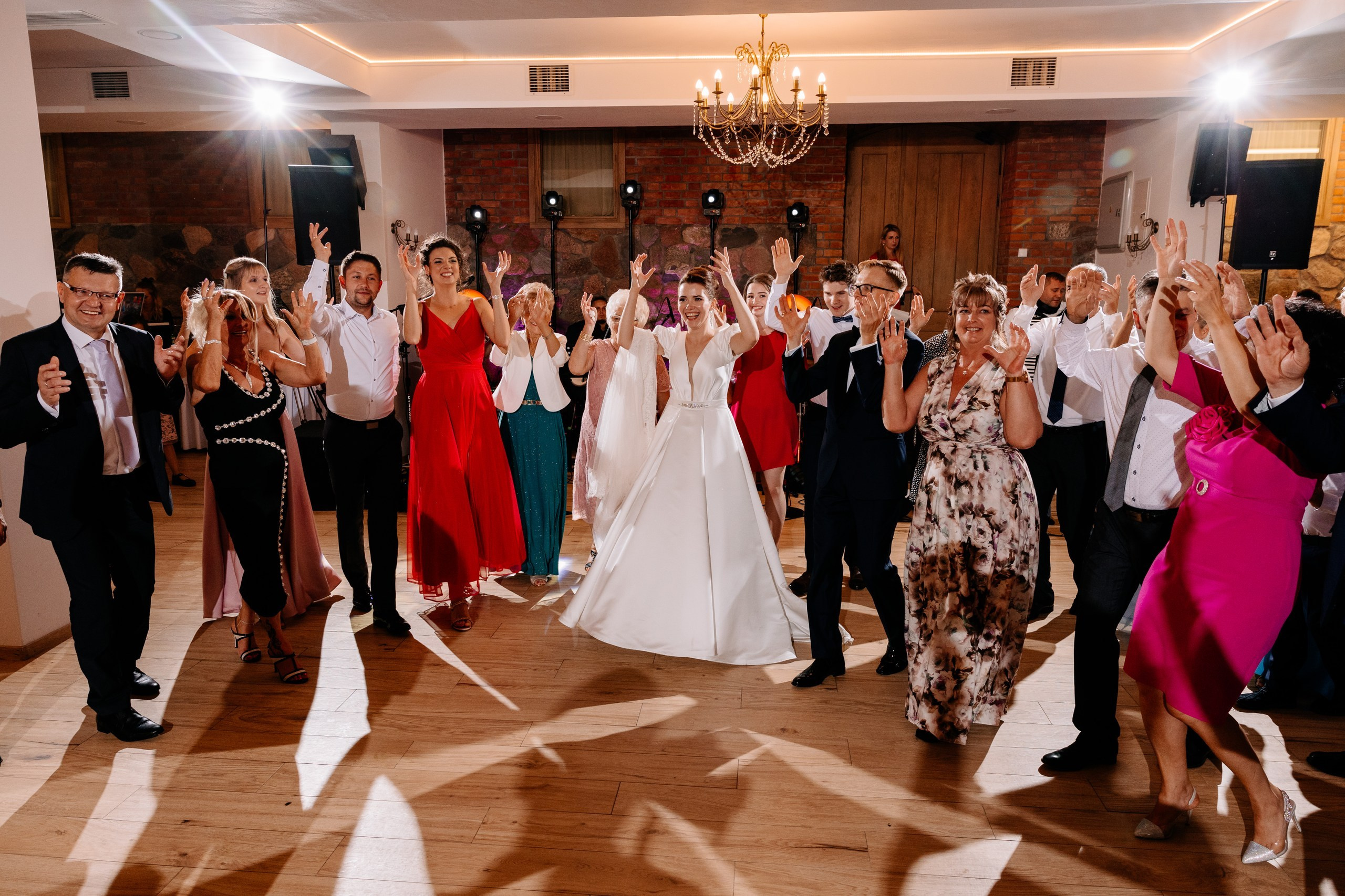 Wiki ♡ Przemek. Fotograf Ślubny Warszawa - Sesje Biznesowe Rodzinne Eventy