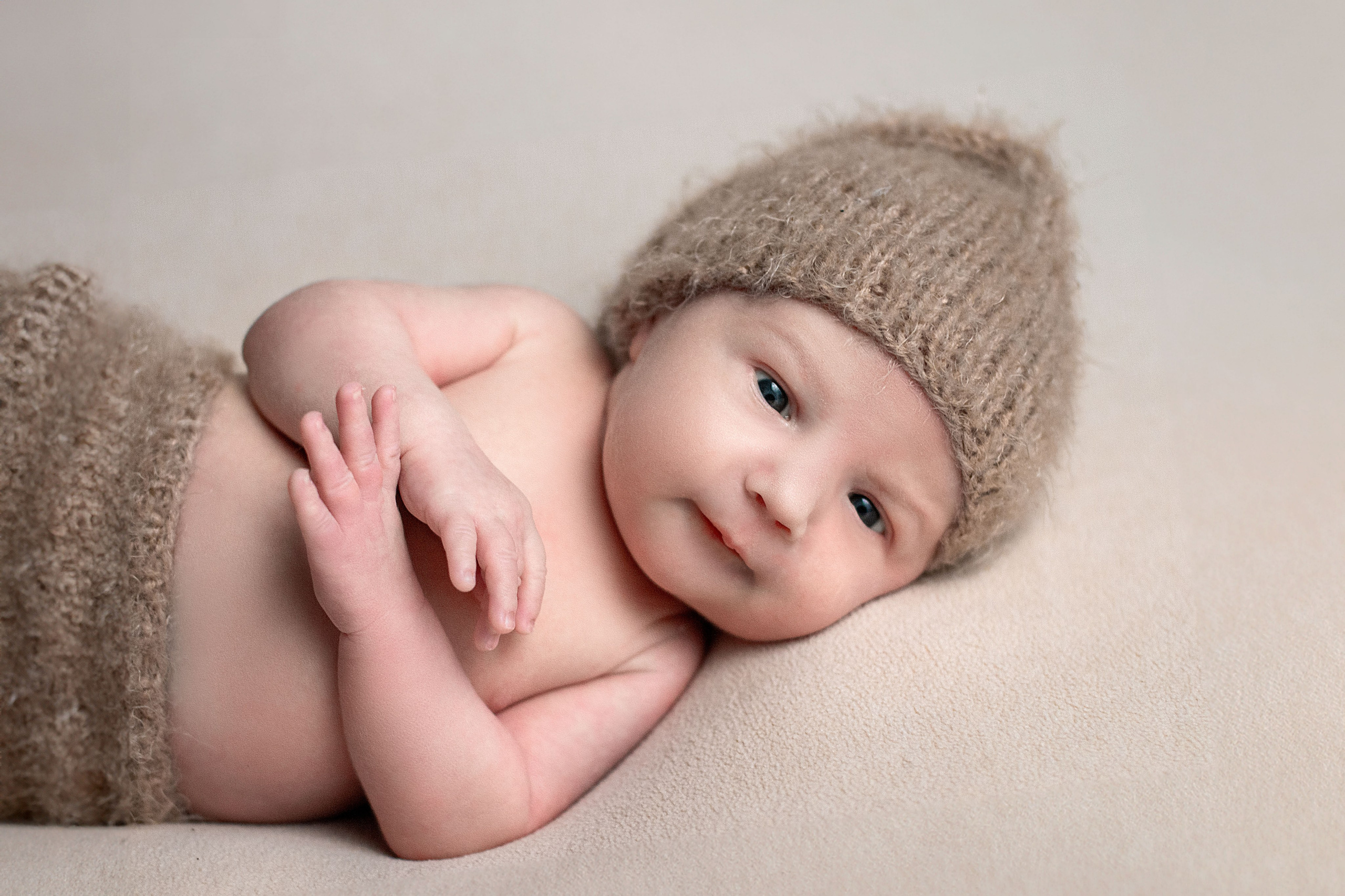 Newborn классическая. Детский и семейный фотограф в г. Бельцы