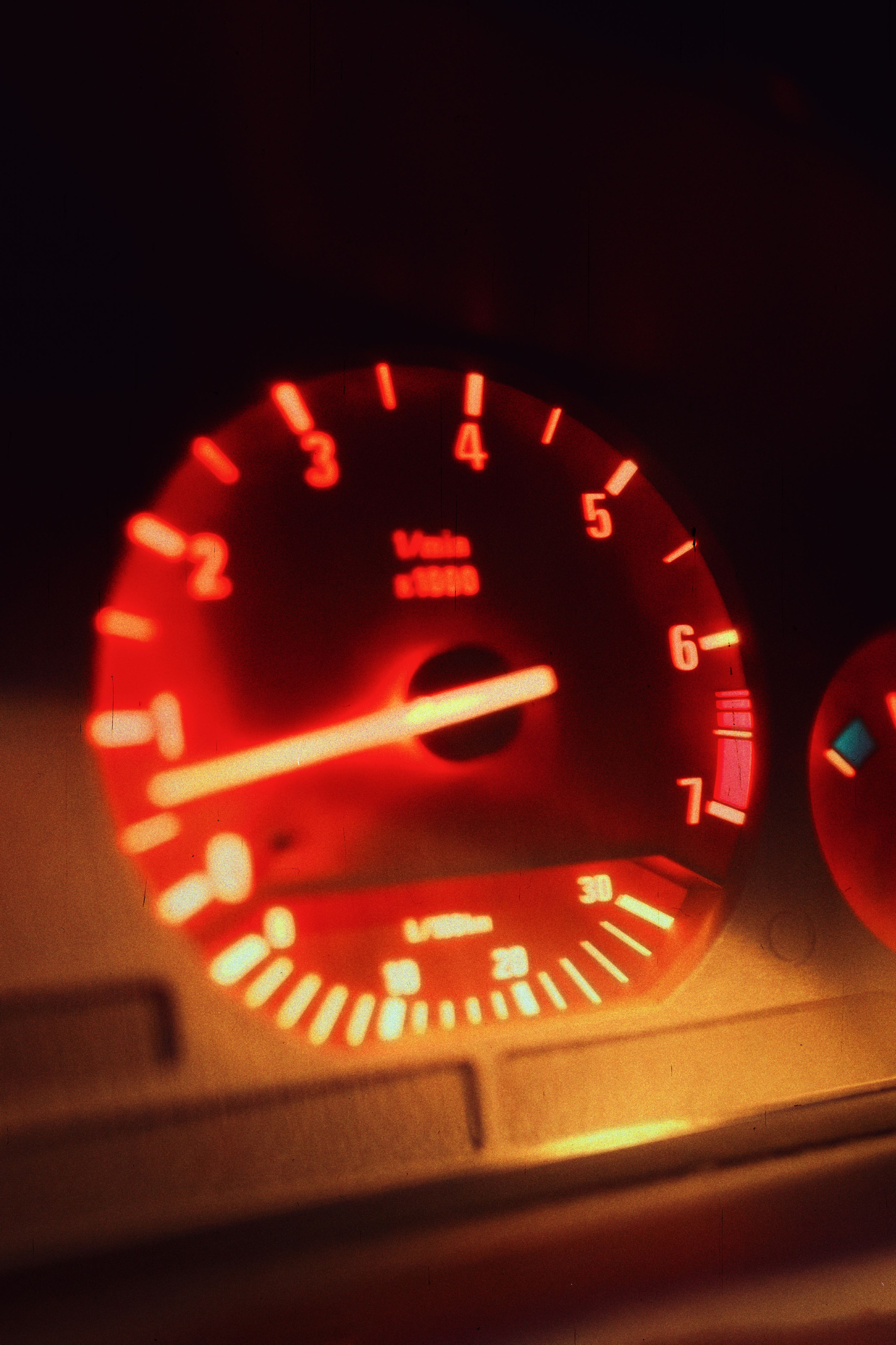 BMW e36 ll. Zhukov studio