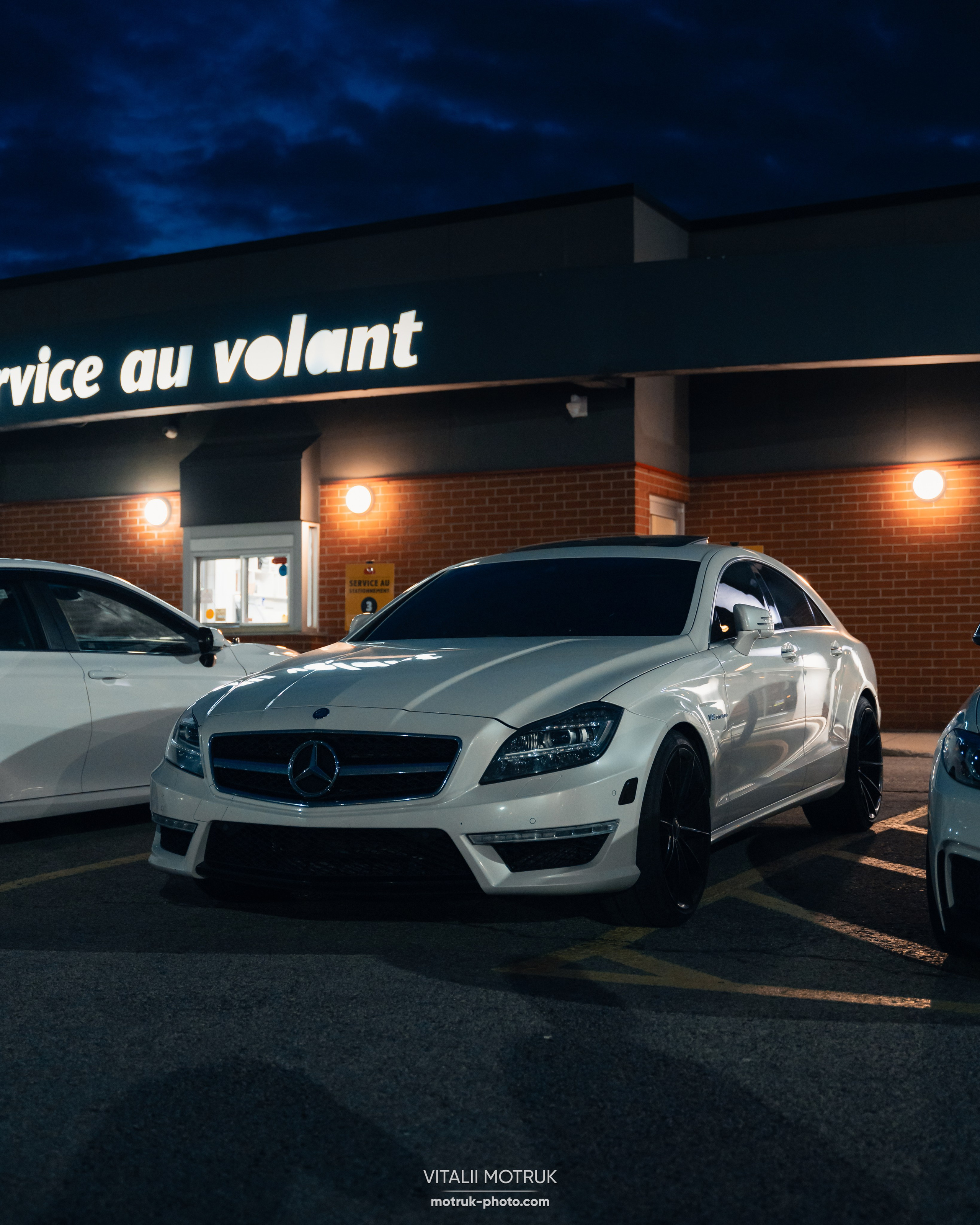Car meet: 514 bimmers. Photographe de voitures à Paris — Vitalii Motruk