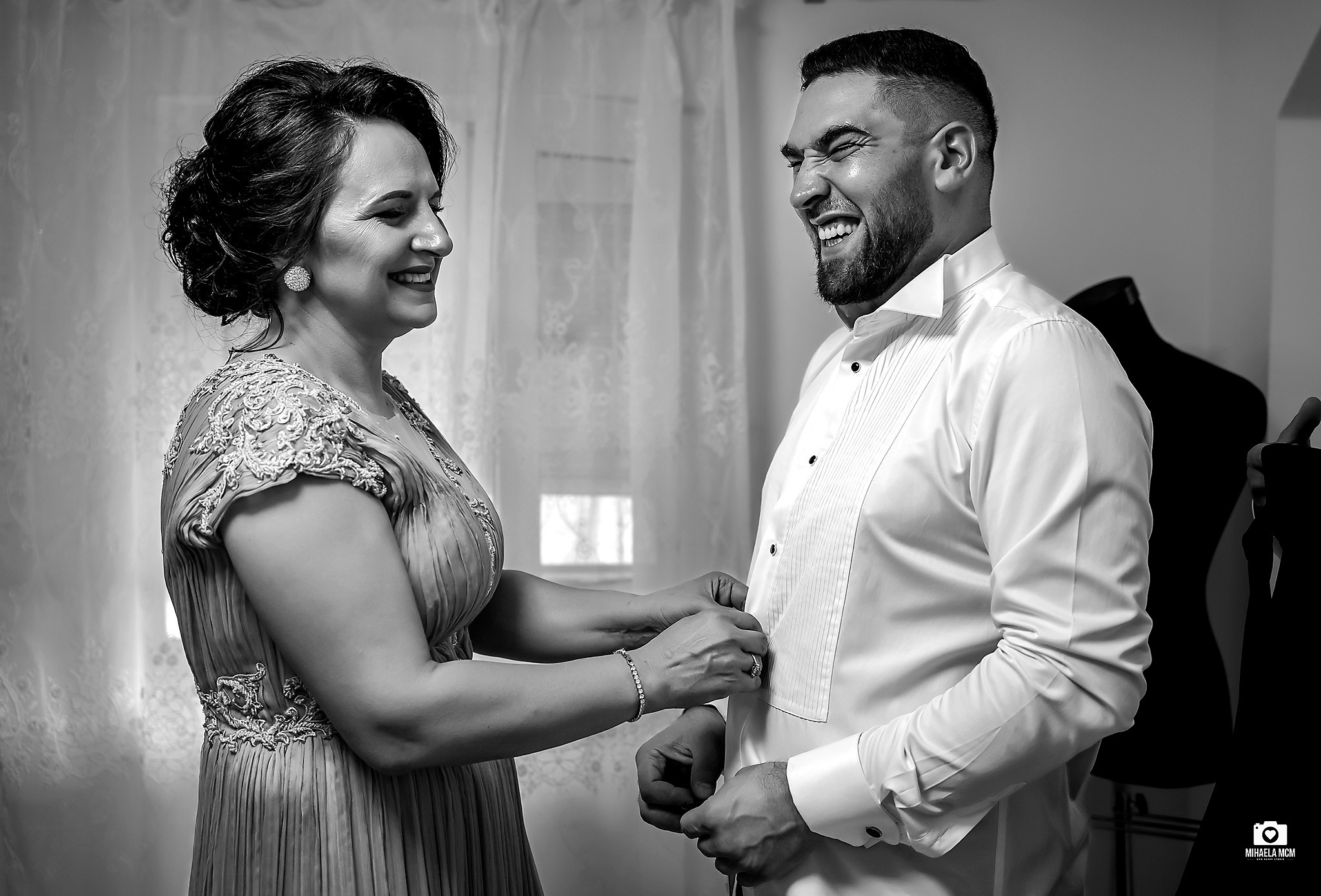 Fotograf nunta Bucuresti. MCM Happy Studio – Fotograf & Videograf Evenimente | Nuntă & Botez