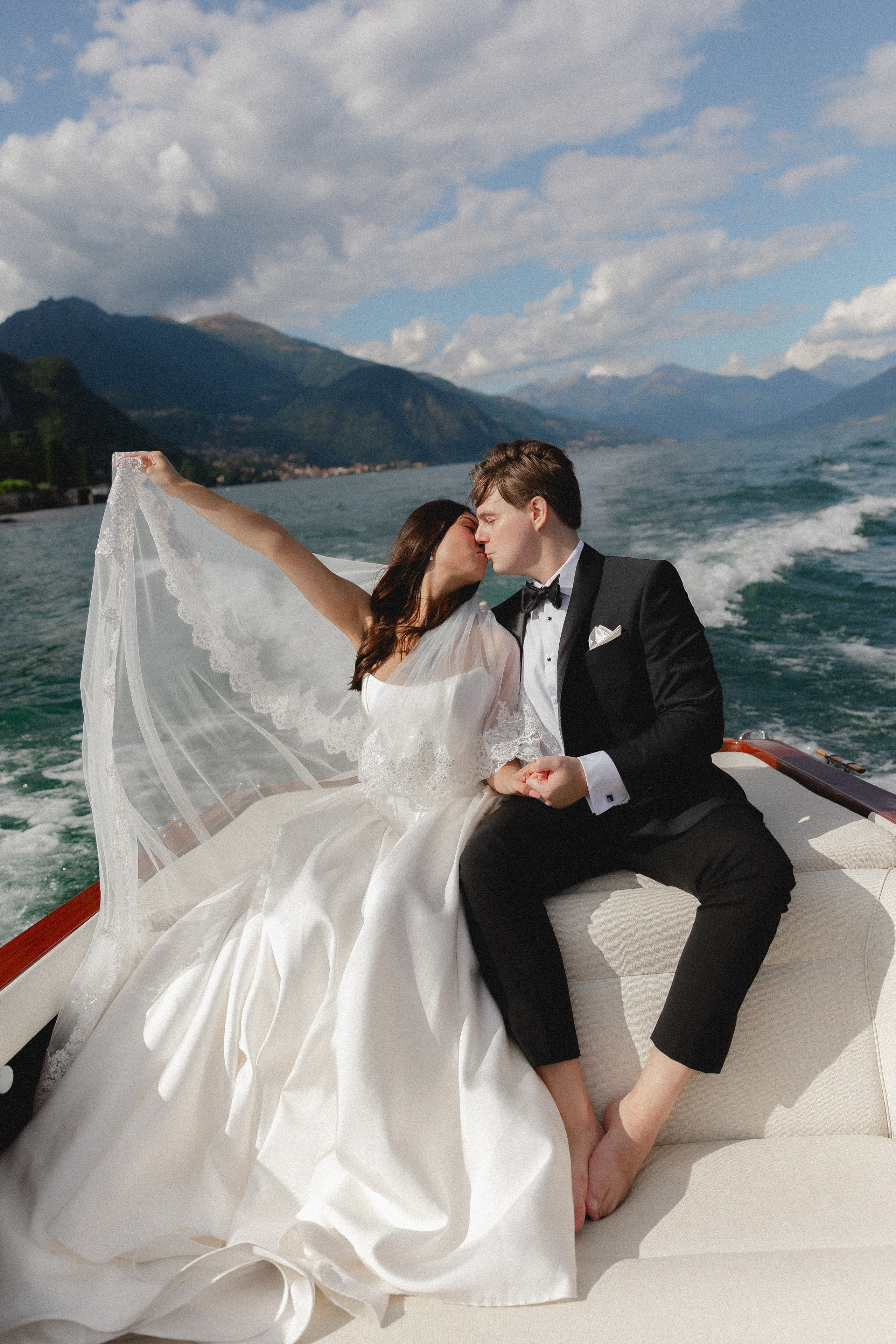 Lily & Zach, Villa del Balbianello. Photographer in Italy Anna Linnik