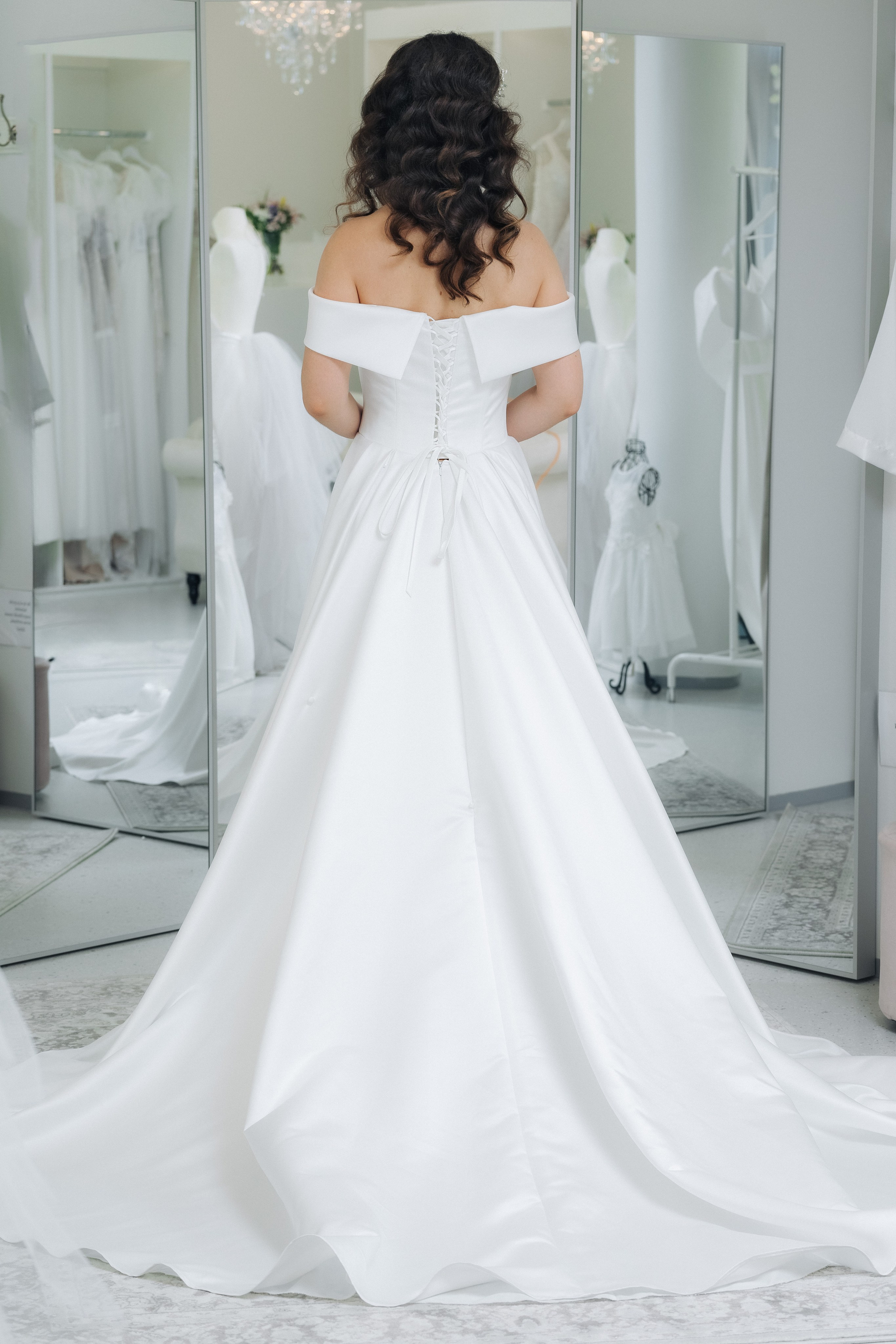 Palvelut ja hinnasto. Valokuvaaja Lahti, Helsinki Elena Salonen