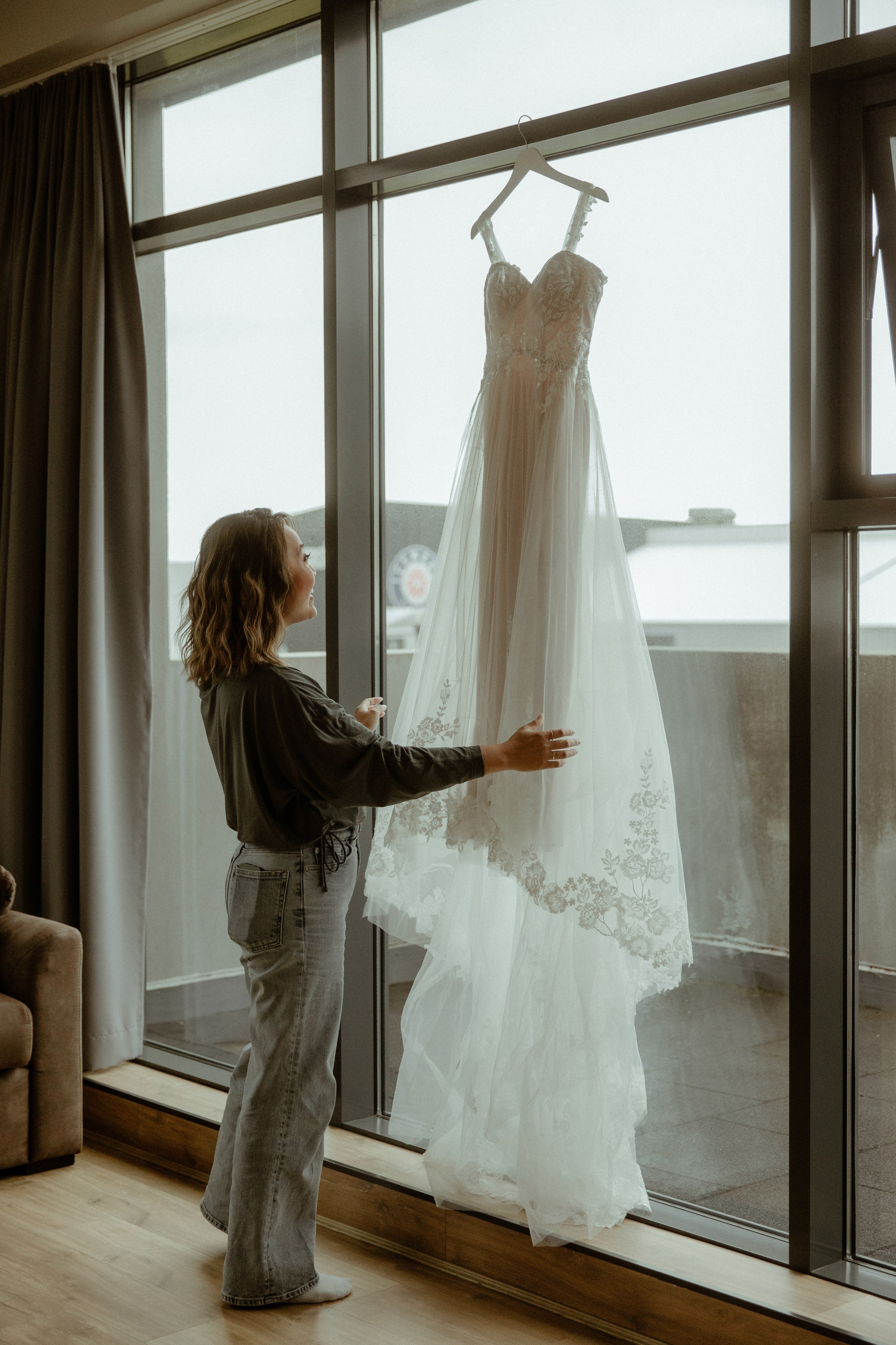 Elopement at Kvernufoss Waterfall. Iceland elopement photo and video | Nikolaichik Photo