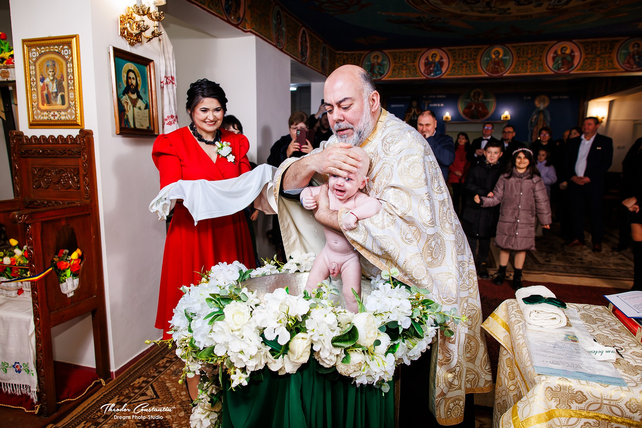 Botez. Dream Studio Galați – ședințe foto profesionale pentru familie, portrete și evenimente