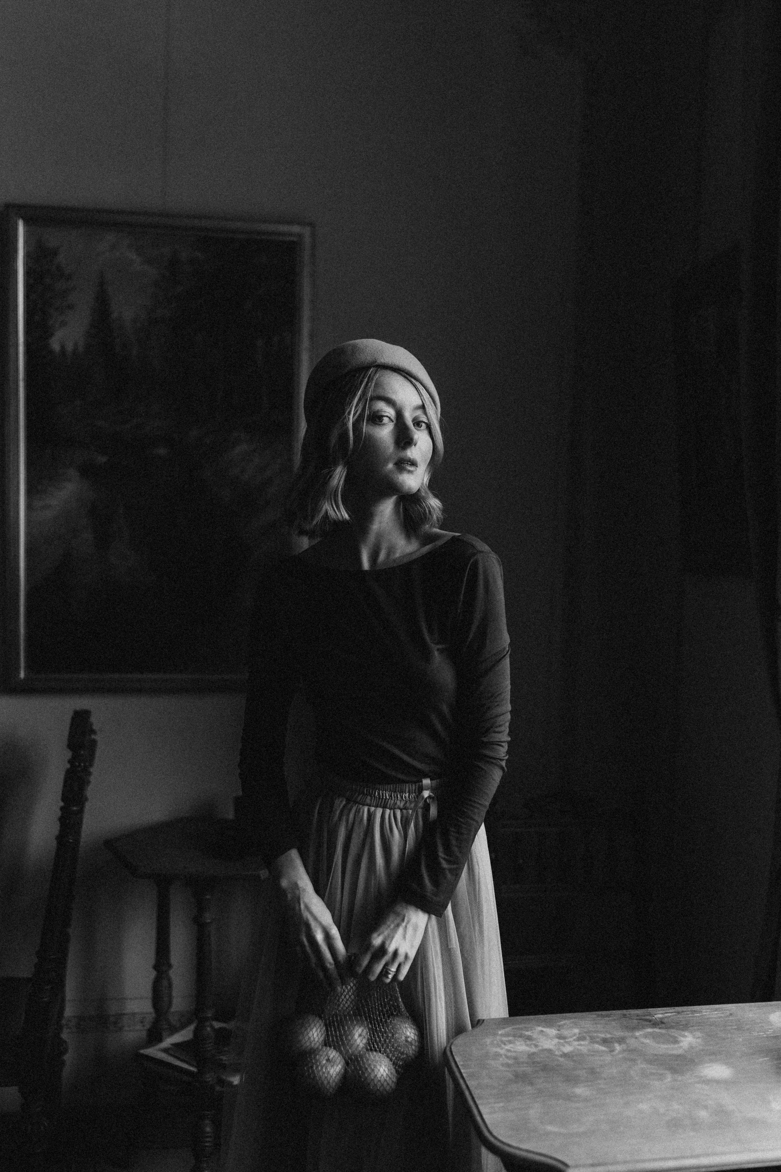 Woman phoshoot. Wedding and portrait photographer in Helsinki Vickan O